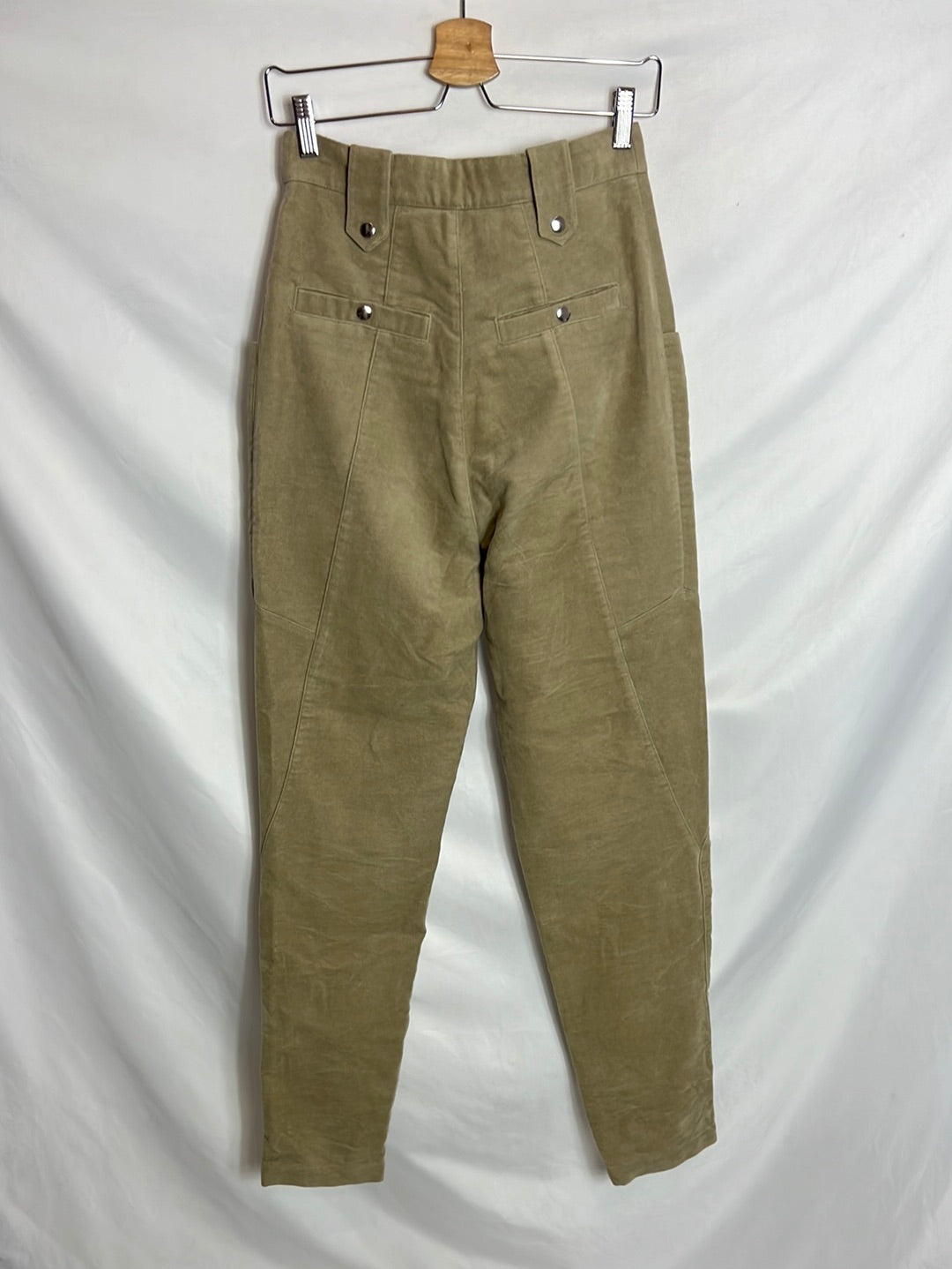 ISABEL MARANT. Beige textured pants with pockets. Size 36