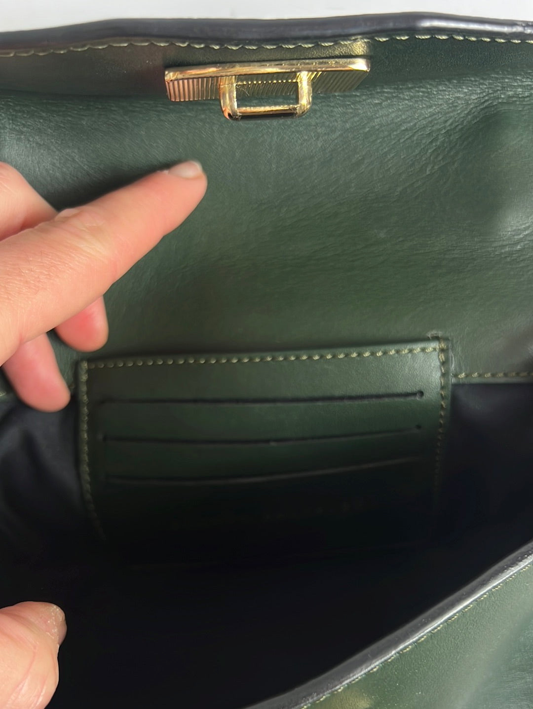 SANDRA FRECKLED. Bolso mini verde piel