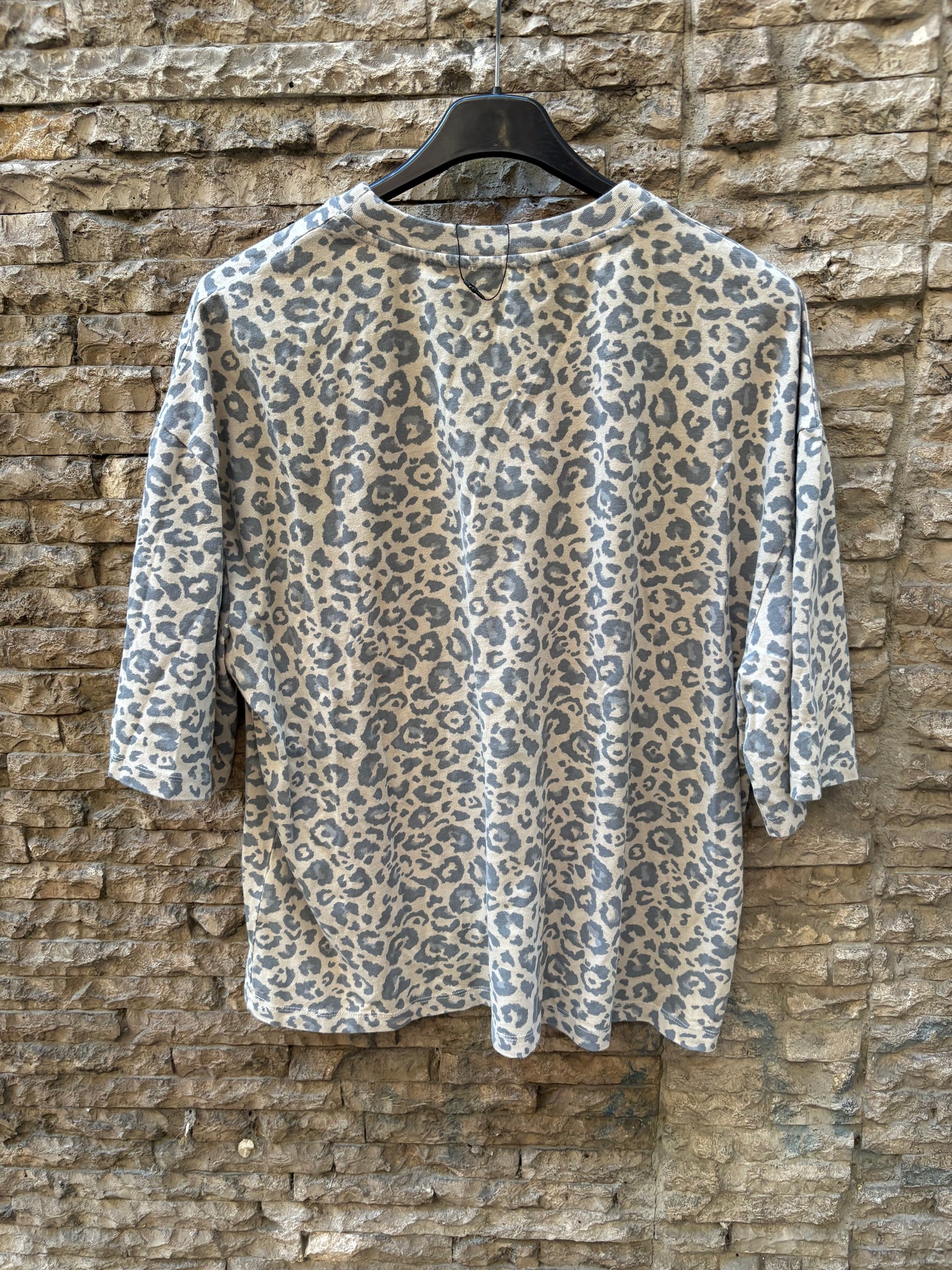 ZARA. Camiseta animal print. T S