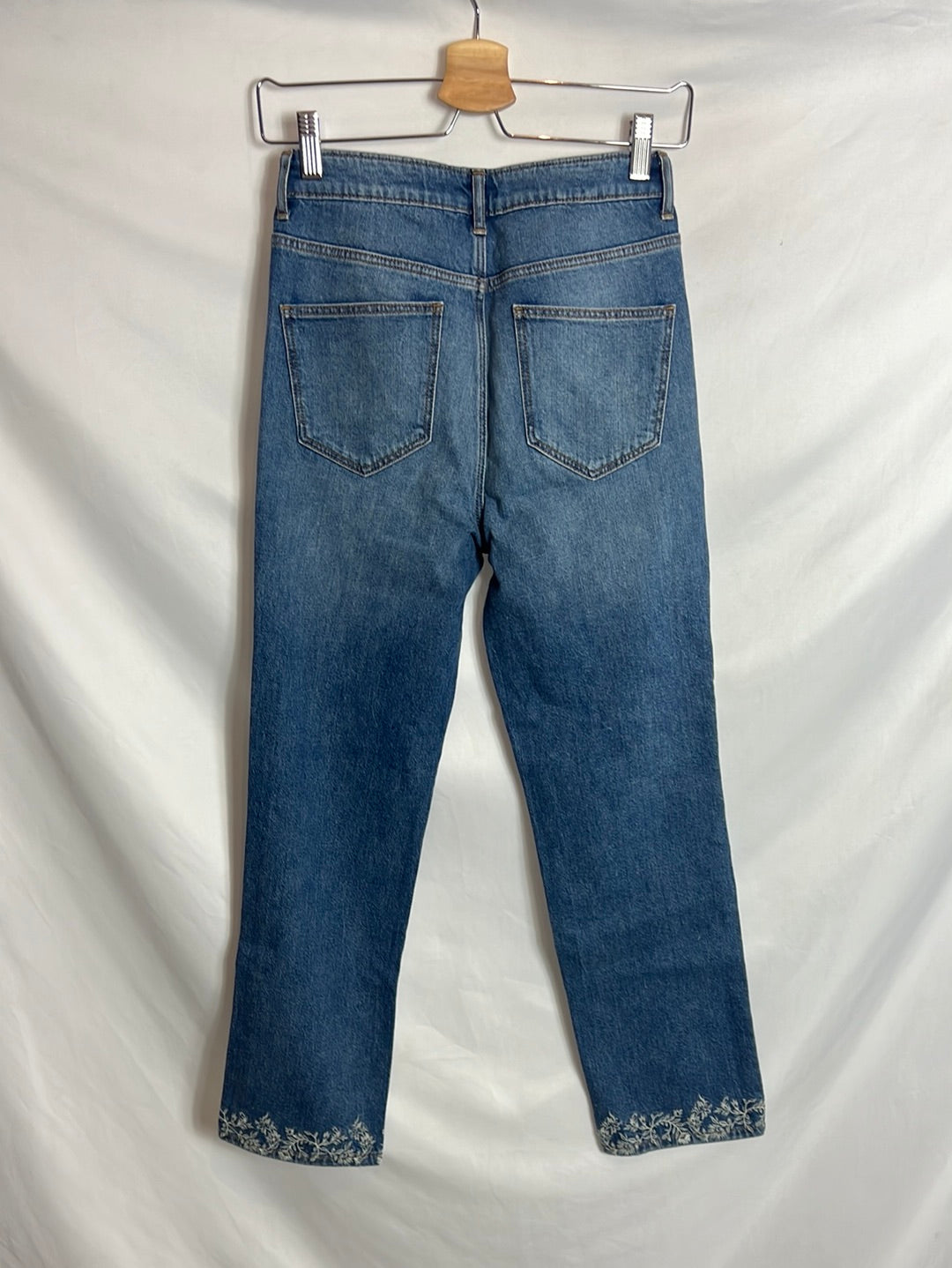 OTHERS. Straight-leg denim trousers with embroidered details. Size 34