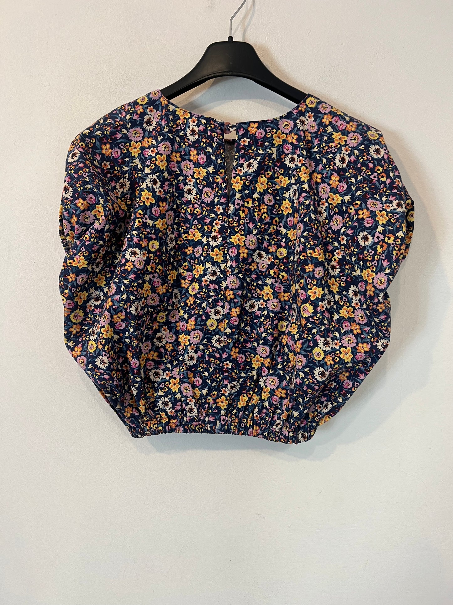 SOPHIE&LUCIE. Conjunto top y pantalón flores. T XS/S