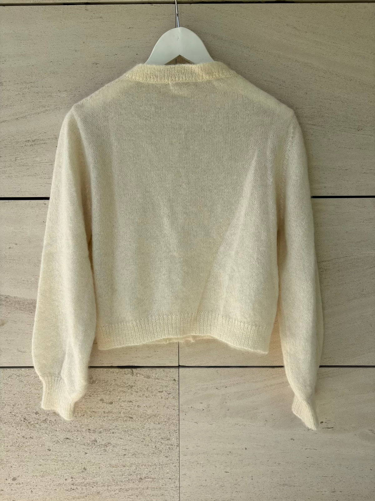 BIMANI. Cárdigan mohair color crudo