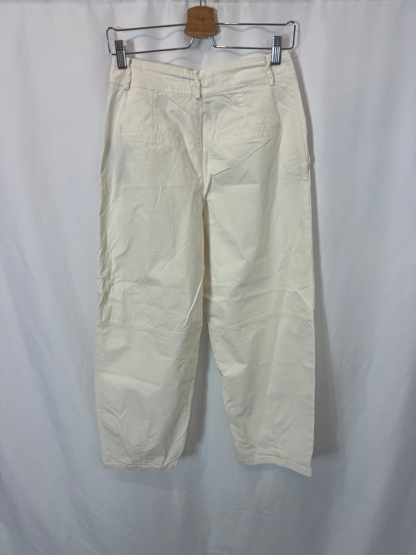 ZARA. Pantalón slouchy blanco. T S