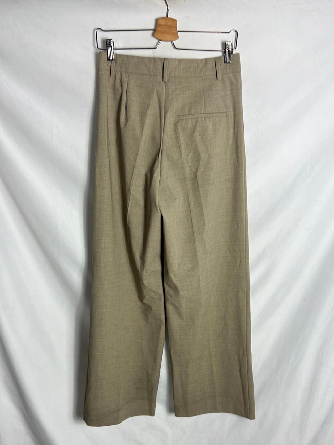 ZARA. Pantalón beige jaspeado de vestir. T S