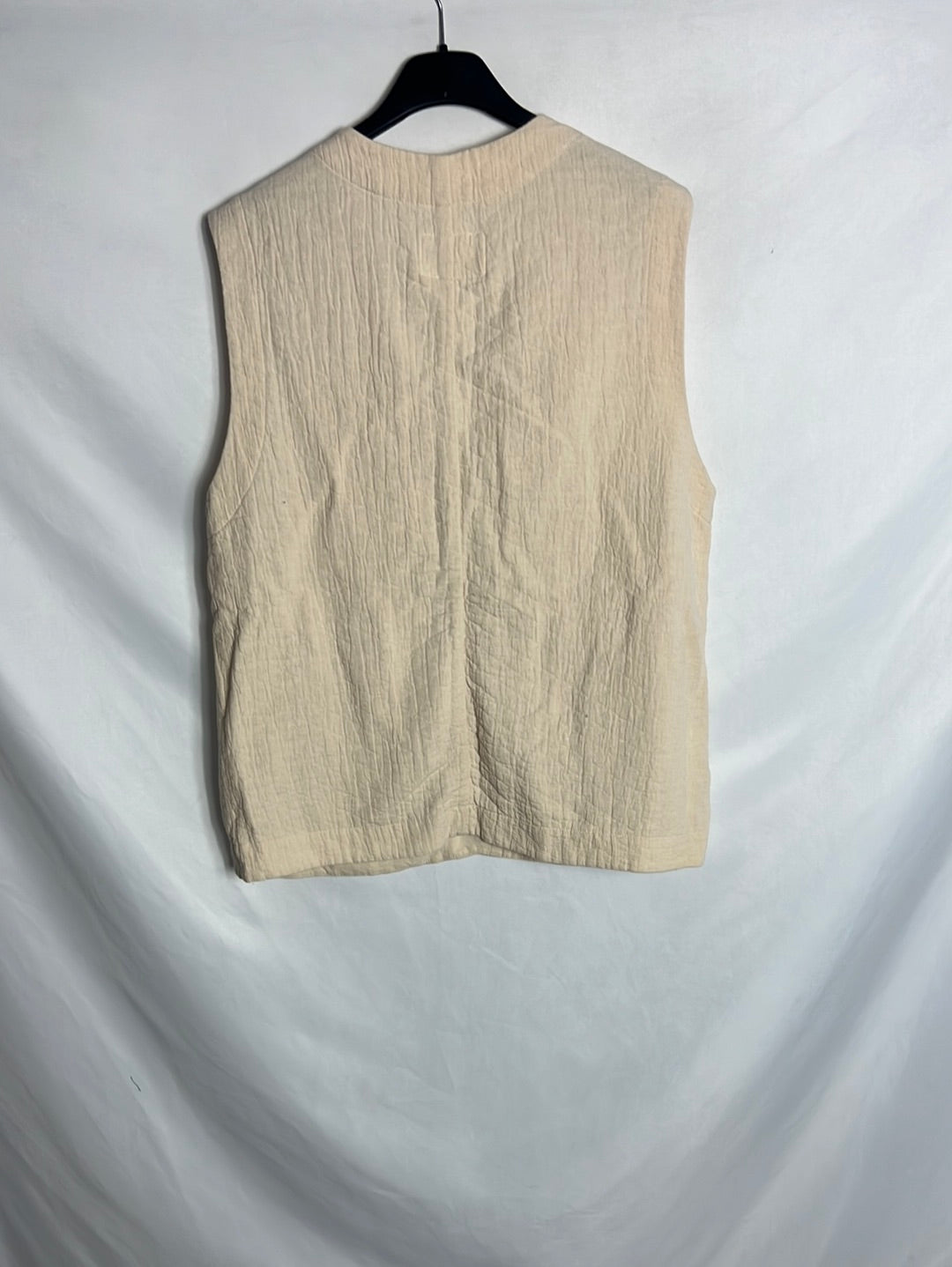 ZARA. Chaleco beige textura . T13-14 años(M)