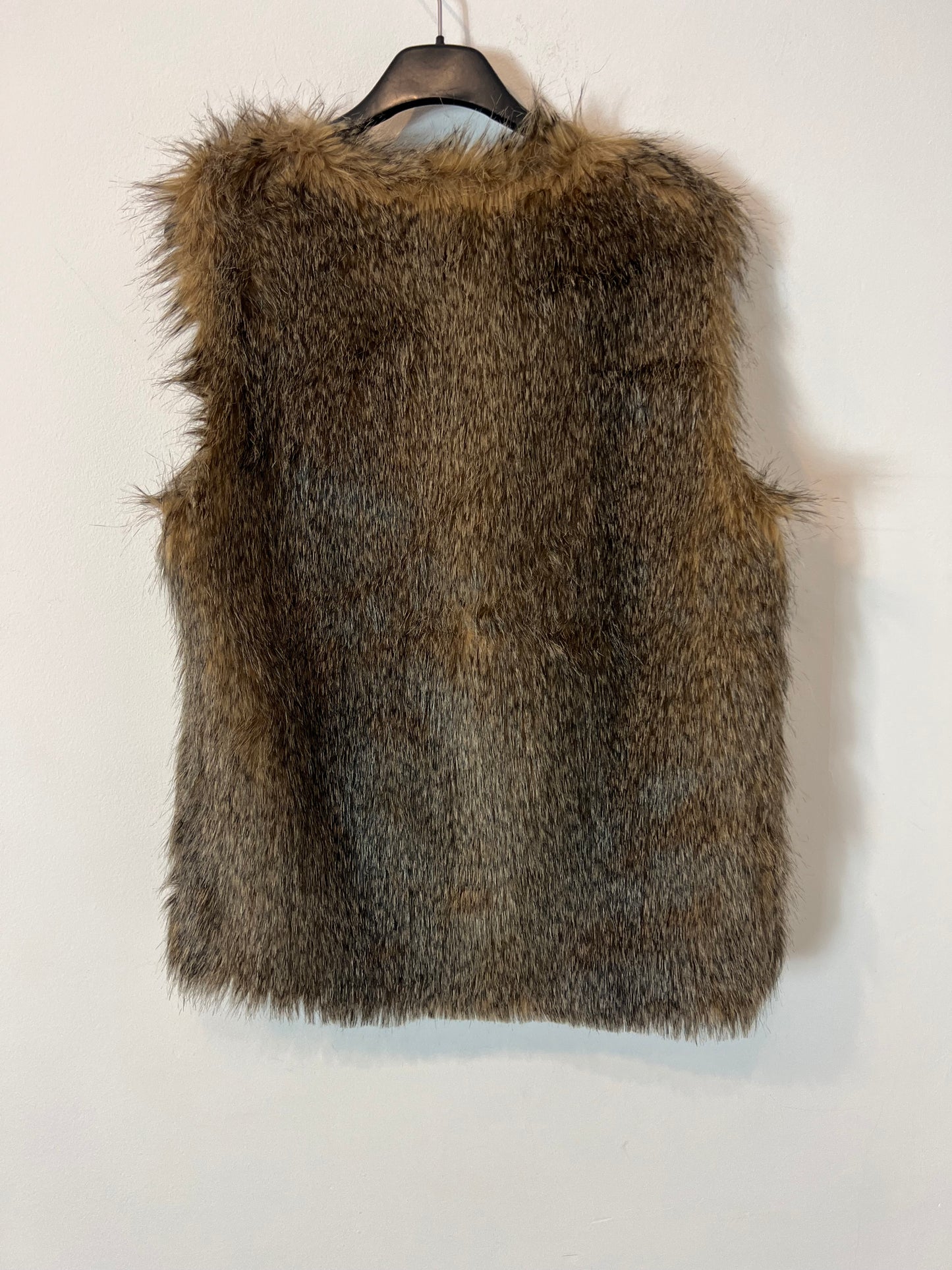 OKEYSI. Chaleco pelo marrón T.l