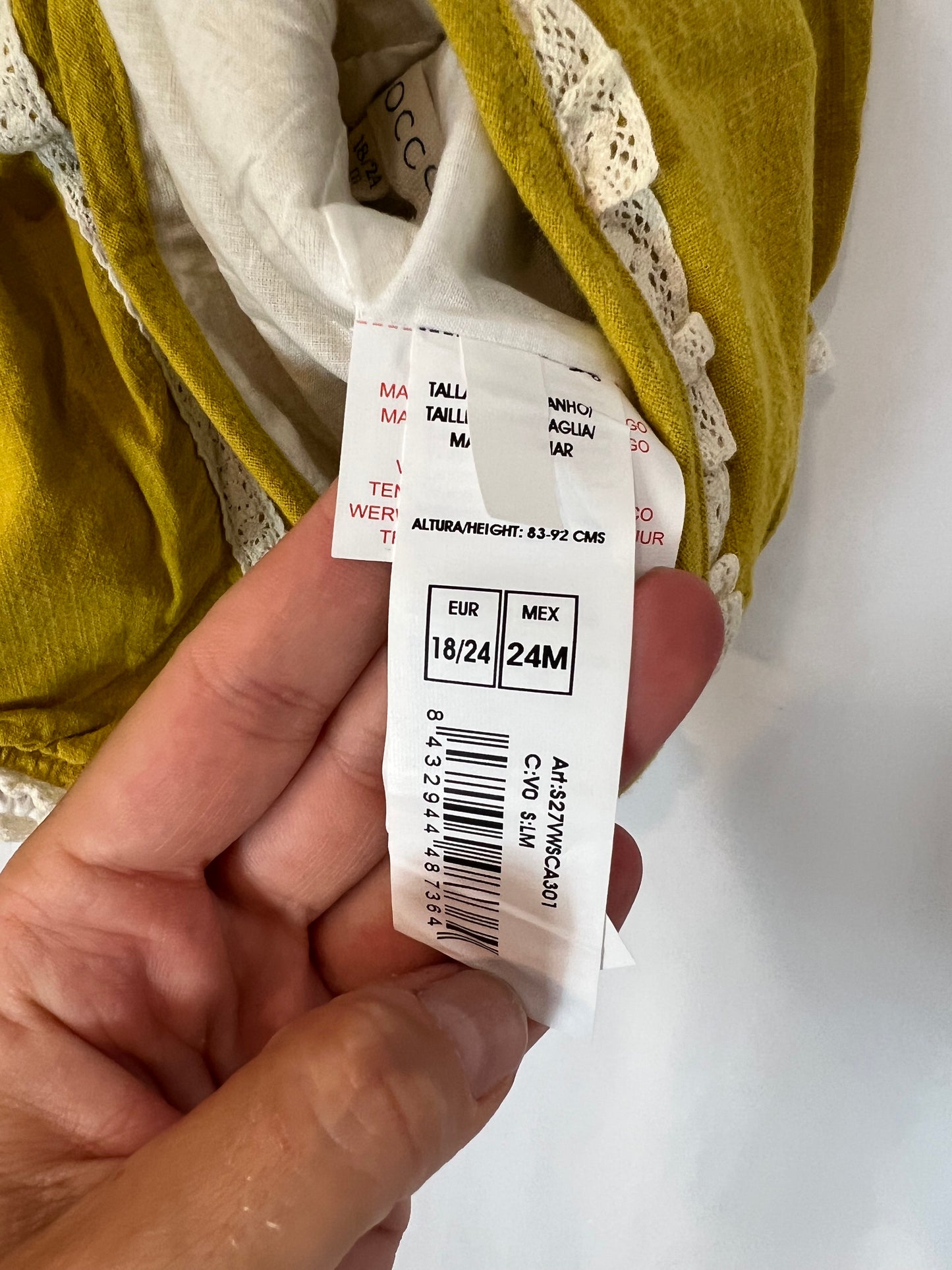 GOCCO. Conjunto vestido mostaza textura. T 18-24 meses