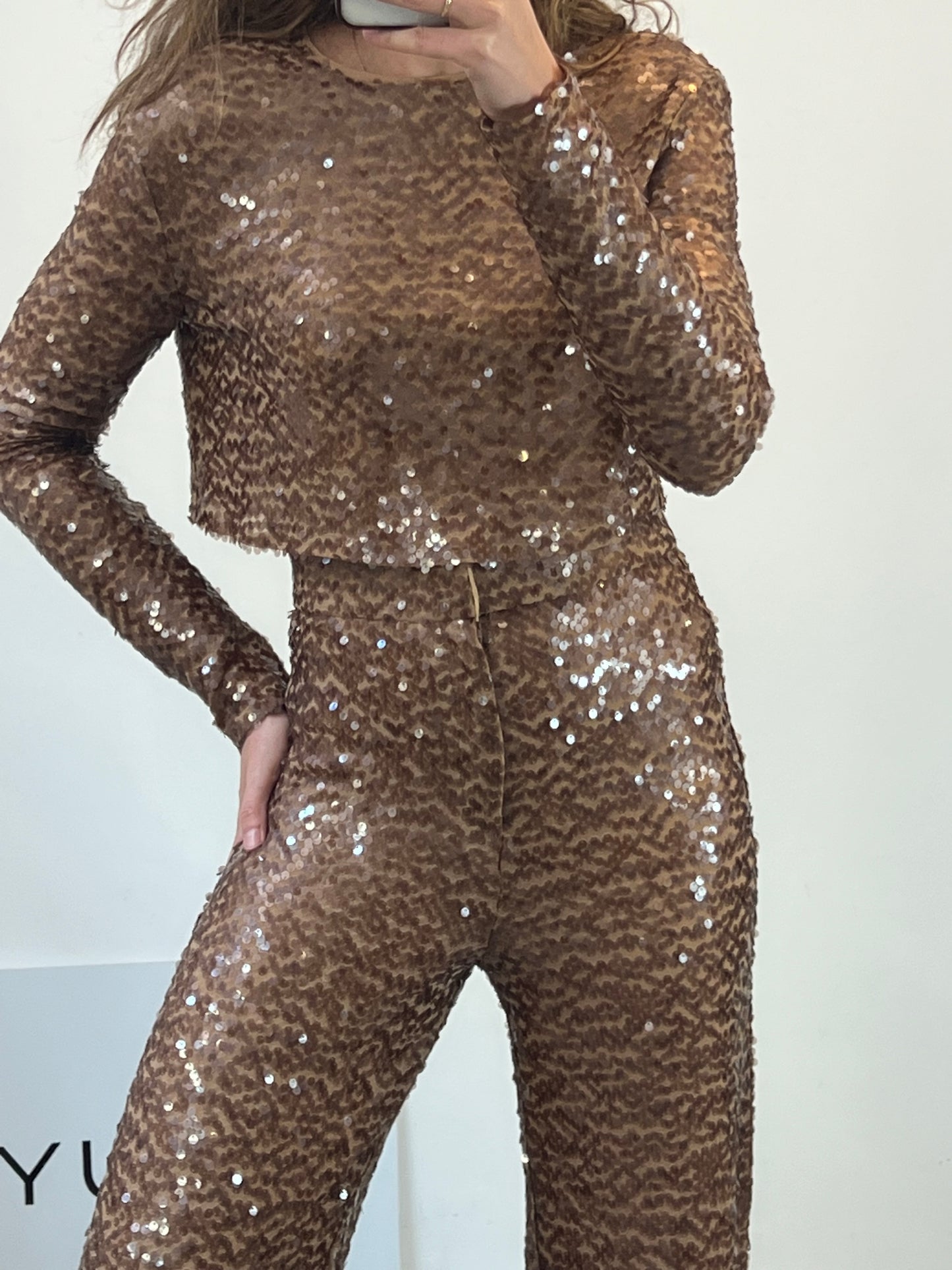 ZARA. Beige and gold sequined trousers. TS