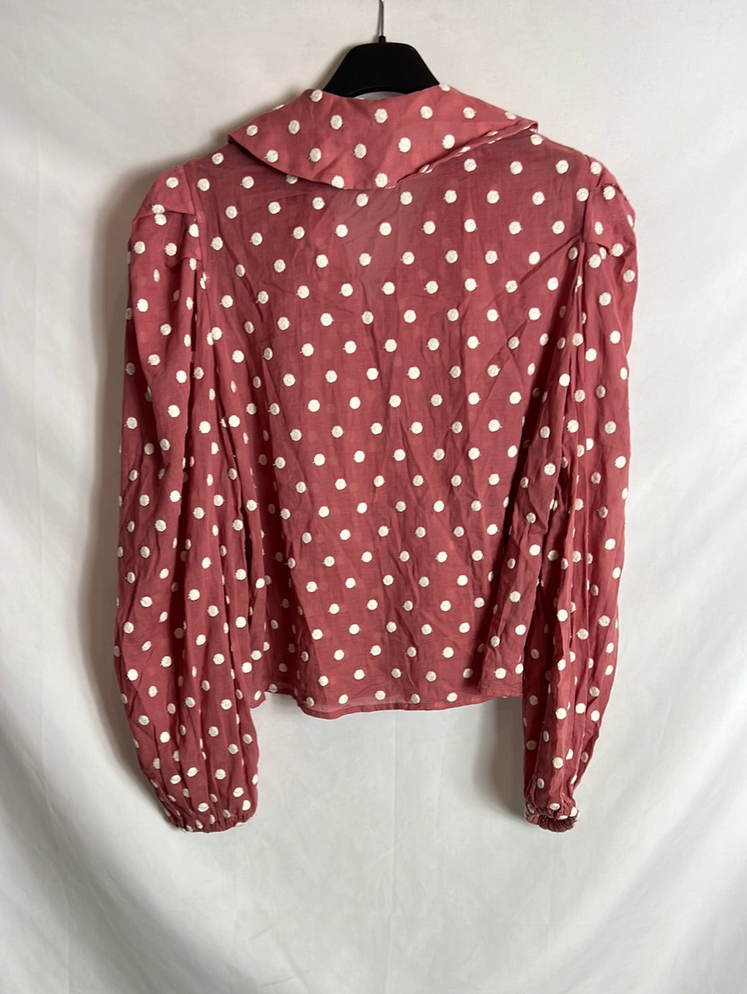 OTRAS. Blusa rosa lunares bordados. TM