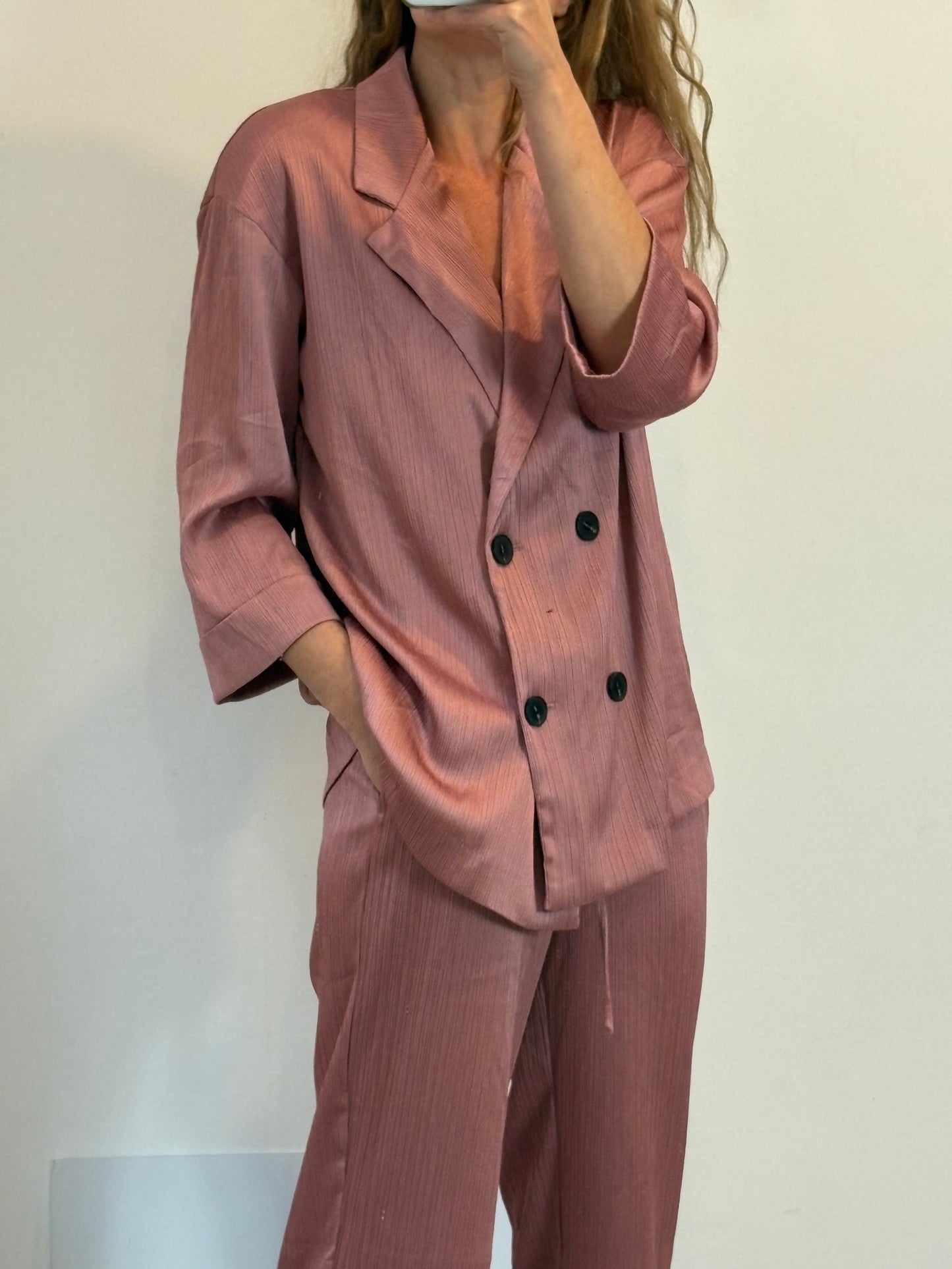ZARA. Total look rosa palo fluido