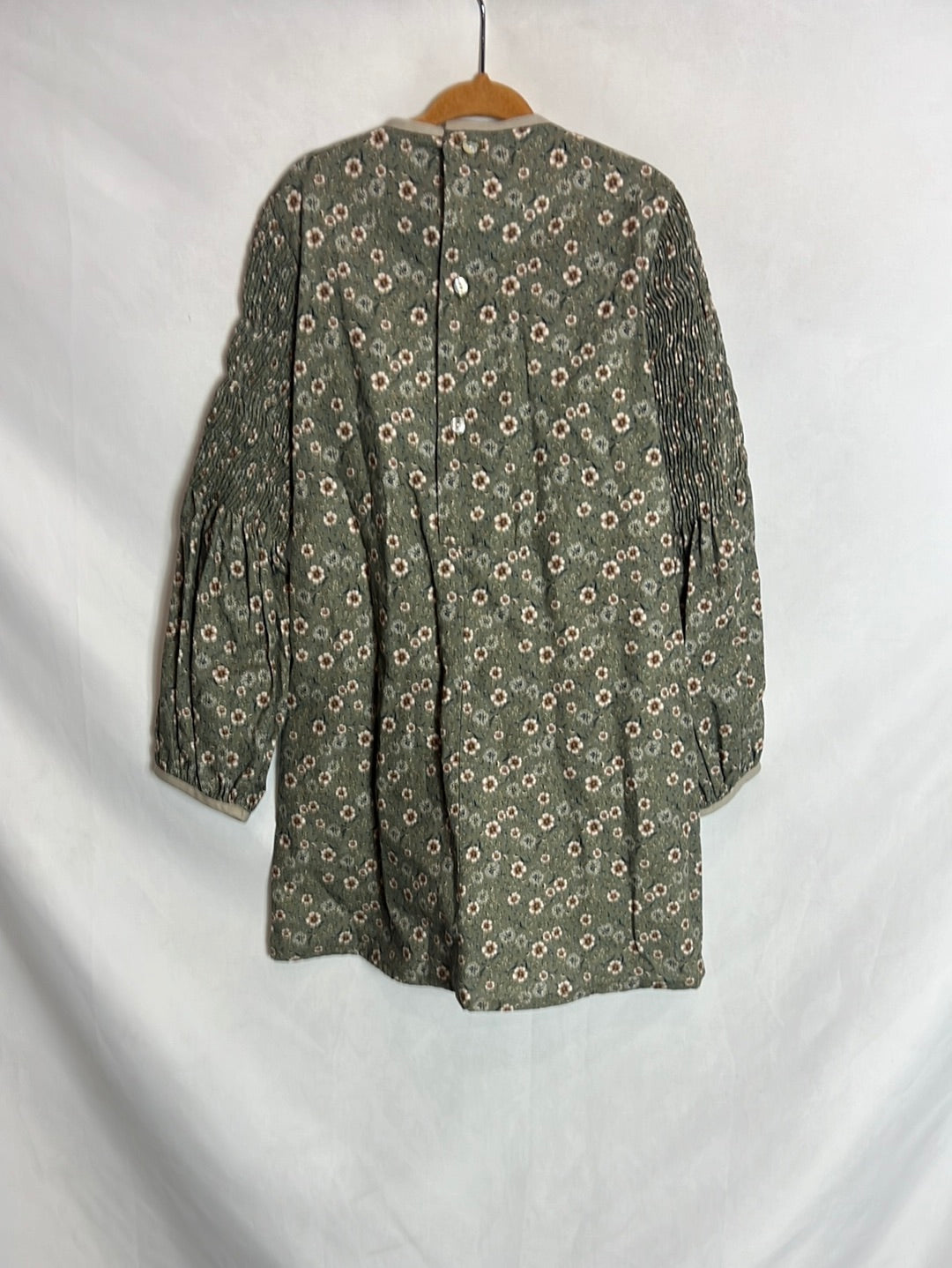 ANCAR. Vestido engomado flores verdes