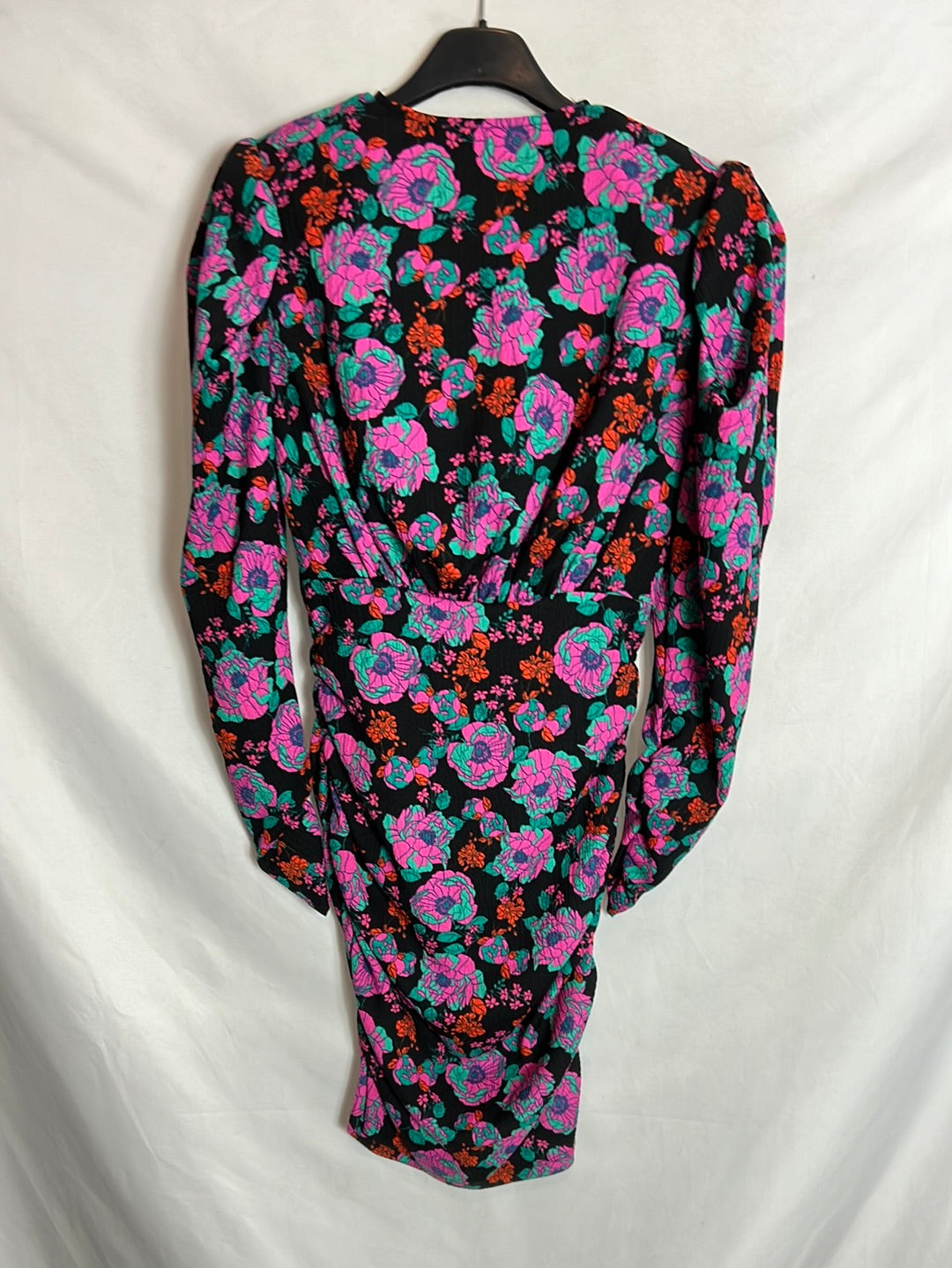 ZARA. Vestido corto flores hombreras . T S