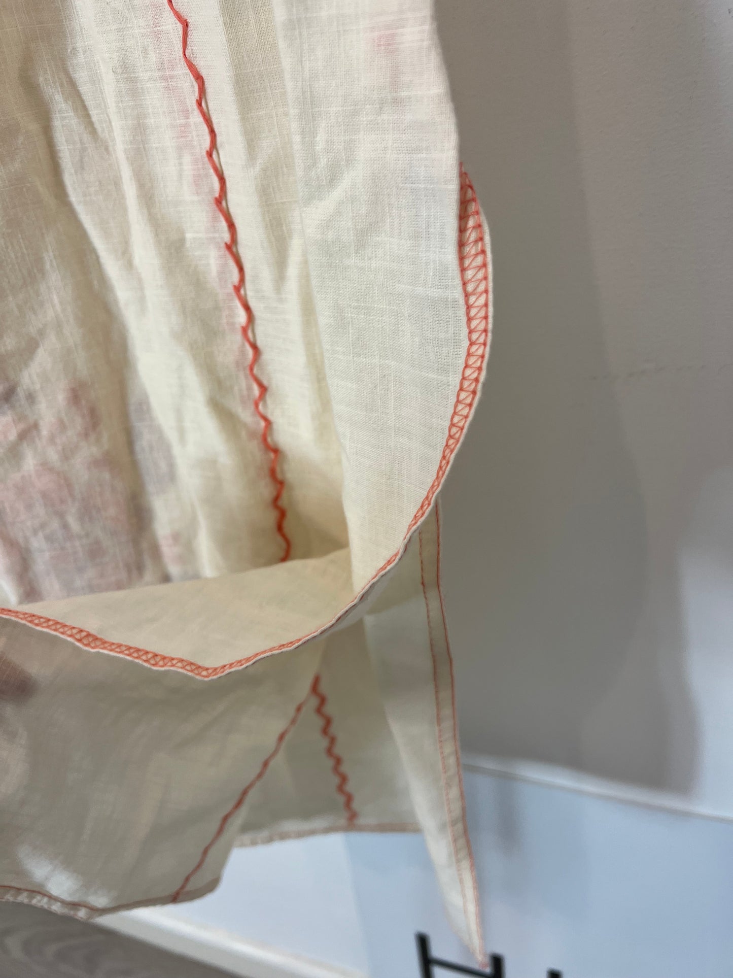 INTROPIA. Beige embroidered midi dress T.xs