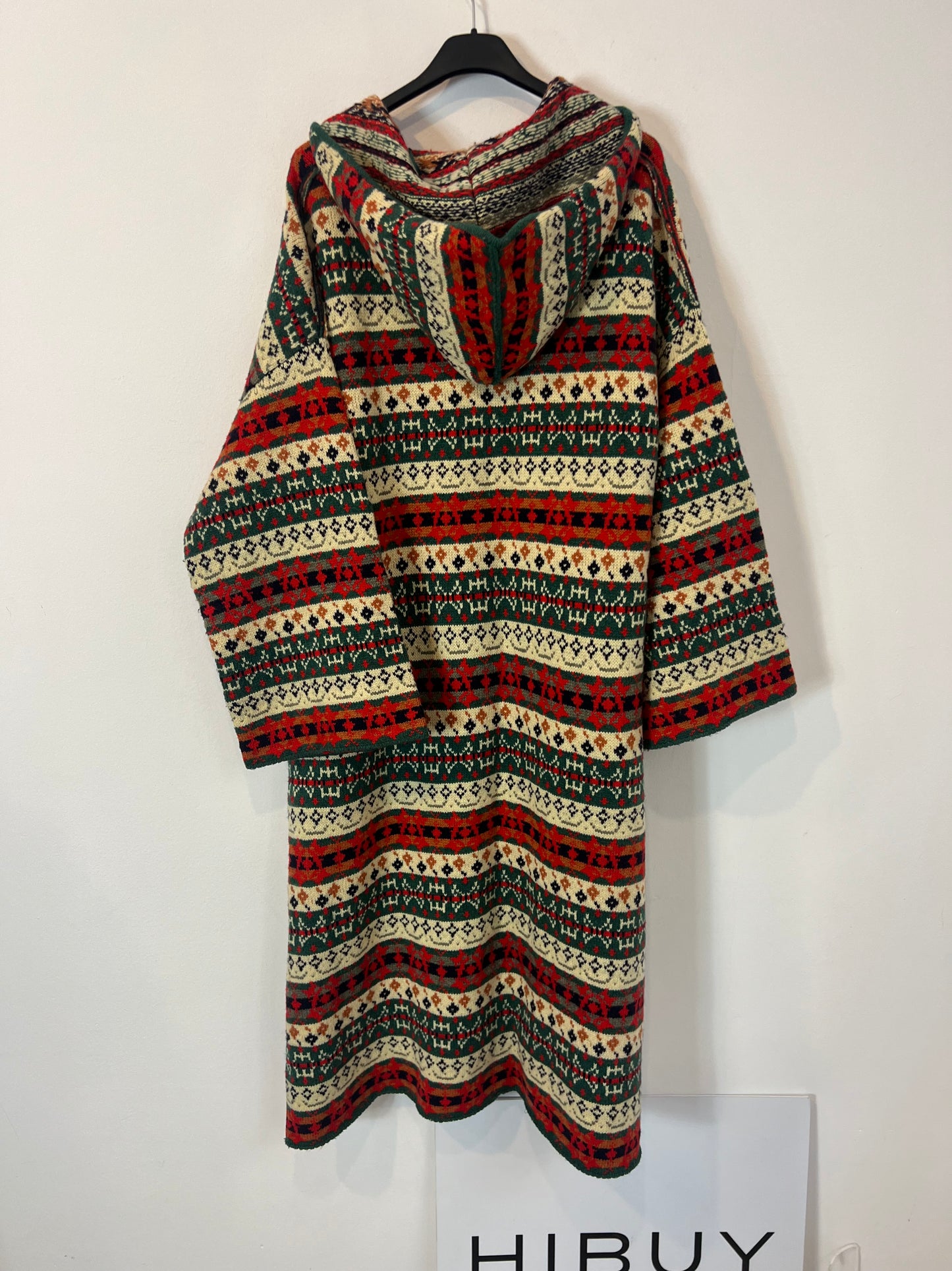 ZARA. Poncho/capa punto estampada T.s/m