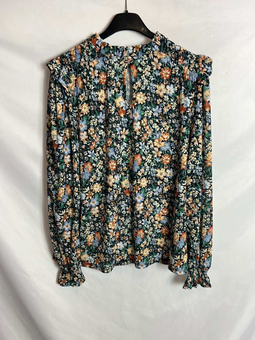 SPRINGFIELD. Ruffle floral blouse. TM