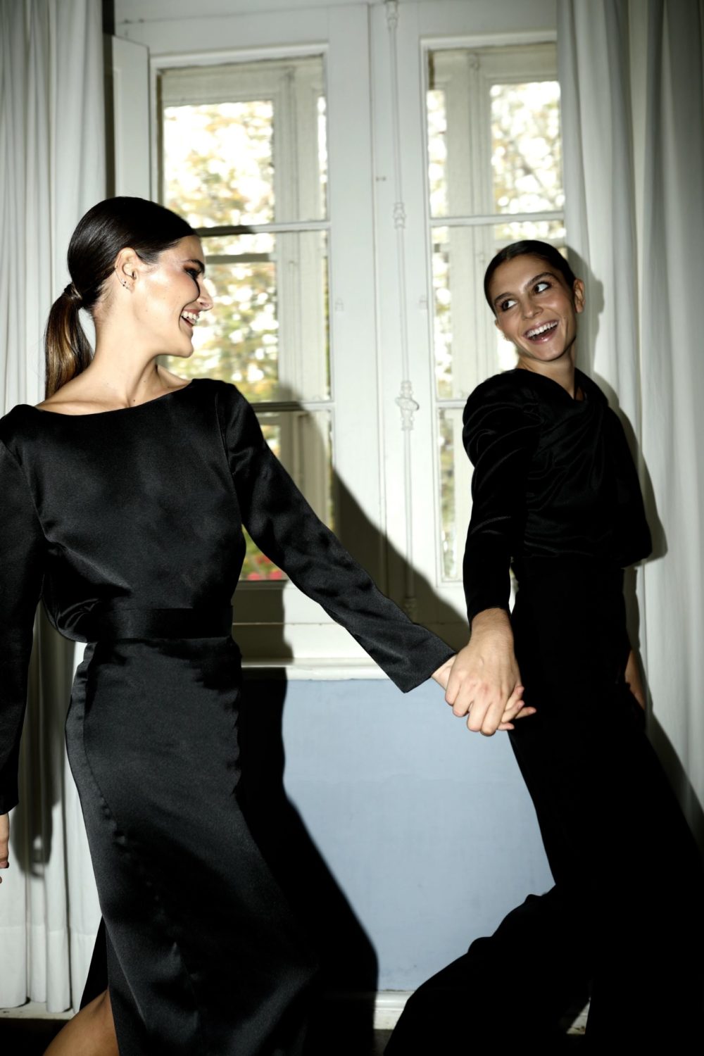 ATREZATÜRE. Amalia black blouse