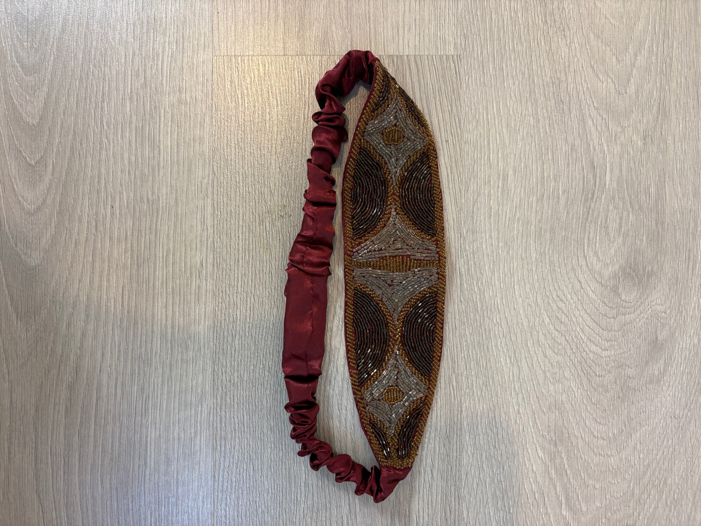 SALVADOR BACHILLER. Cinturón pedrería ajustable