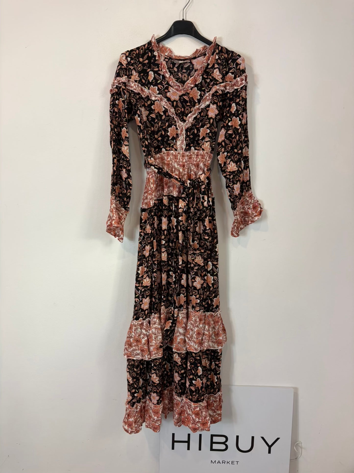 COOSY. Vestido largo estampado vuelo