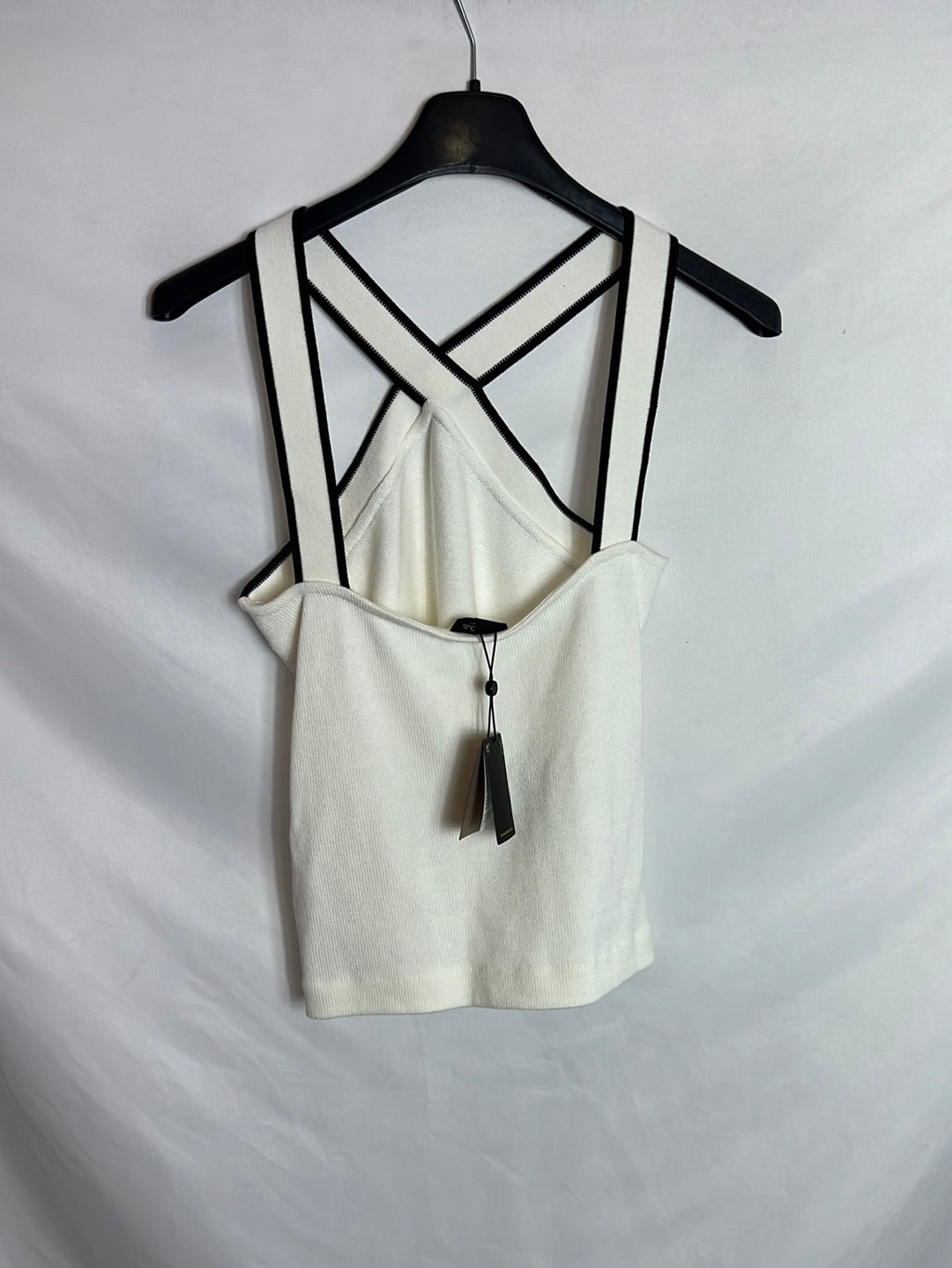 MASSIMO DUTTI. White knitted TS top