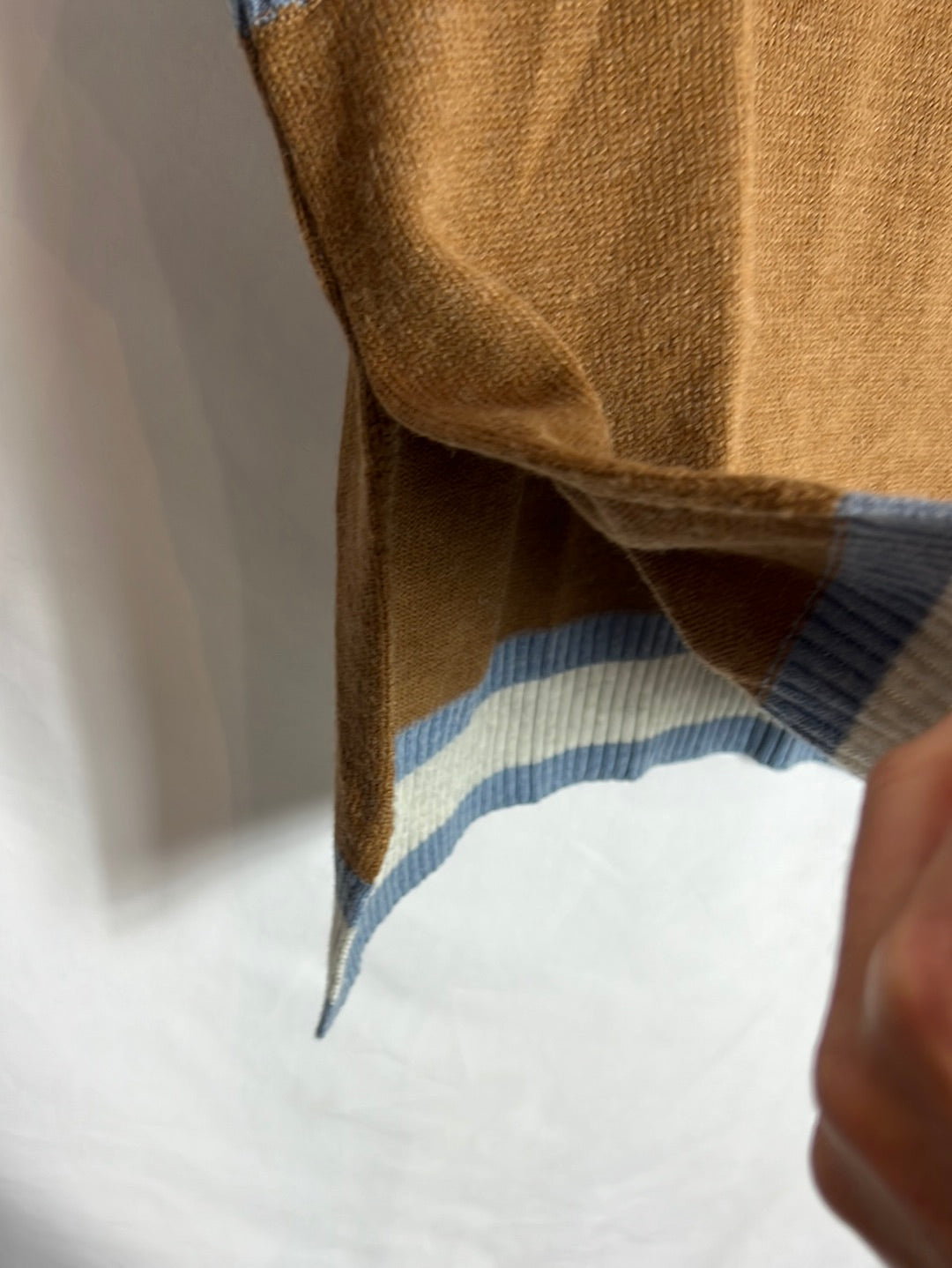 MEYME. Chaleco marrón detalles T.s