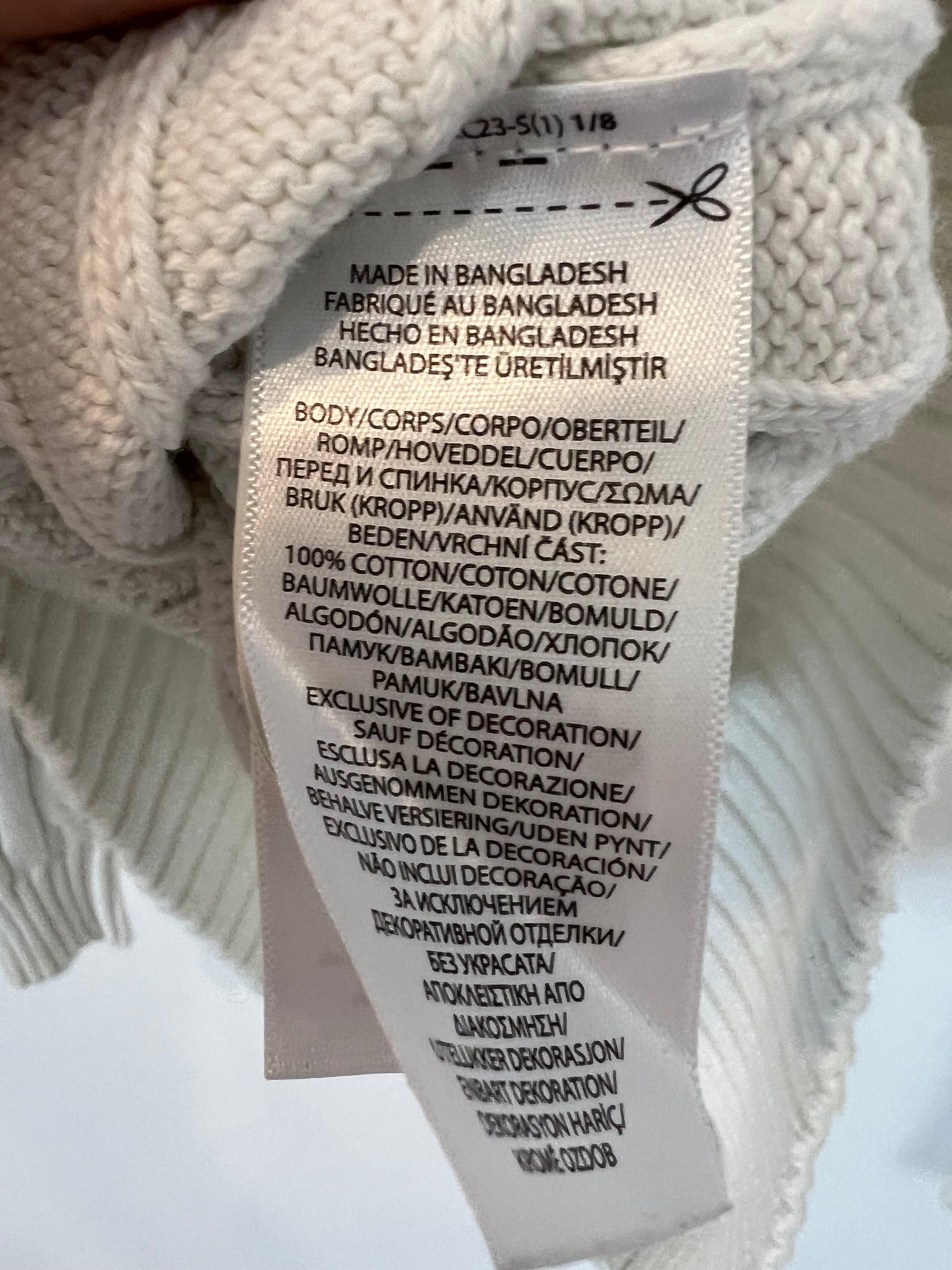 POLO RALPH LAUREN. Off-white cable-knit sweater. TS