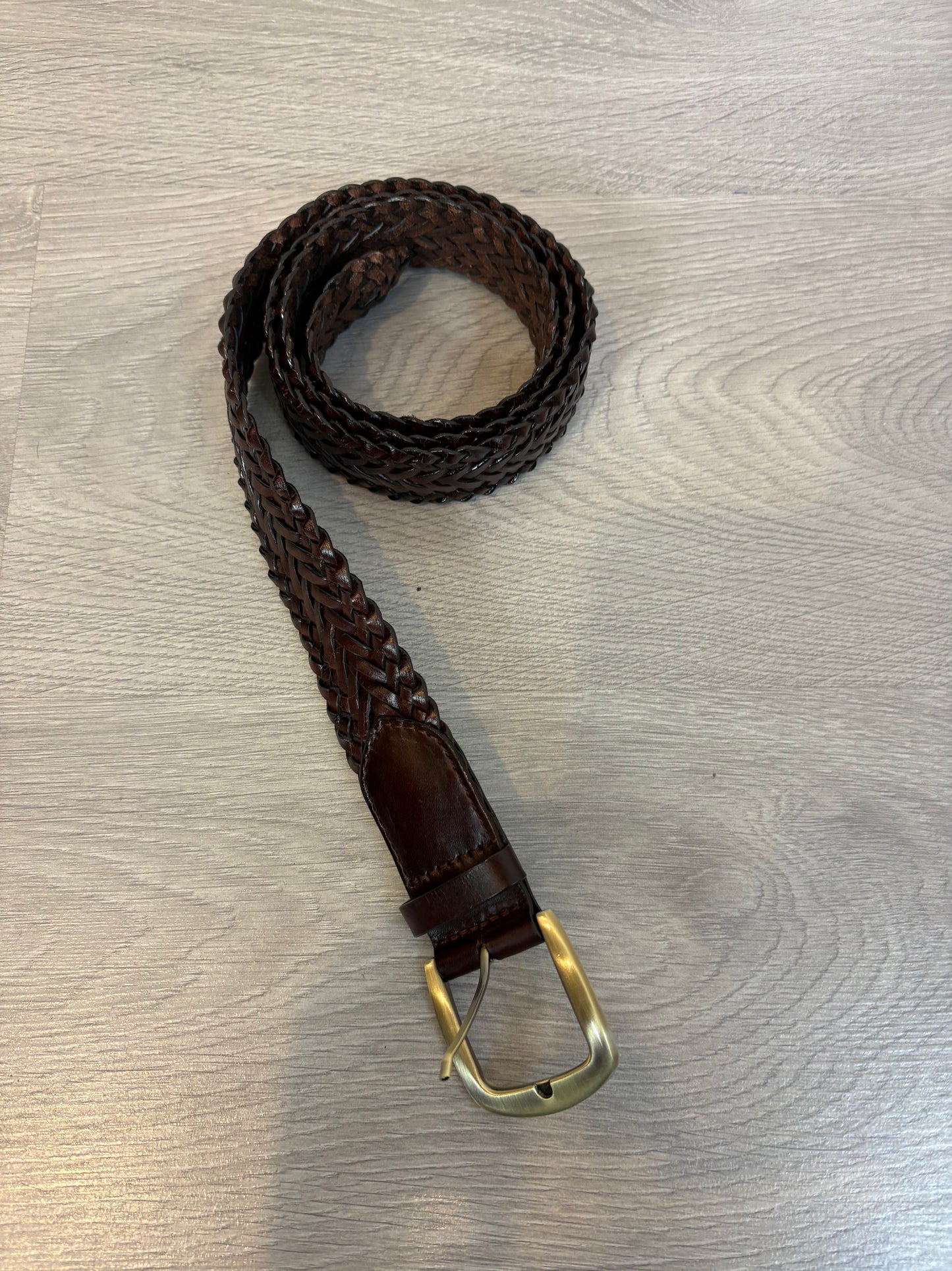 LLOYD’S. Cinturón marrón piel trenzado