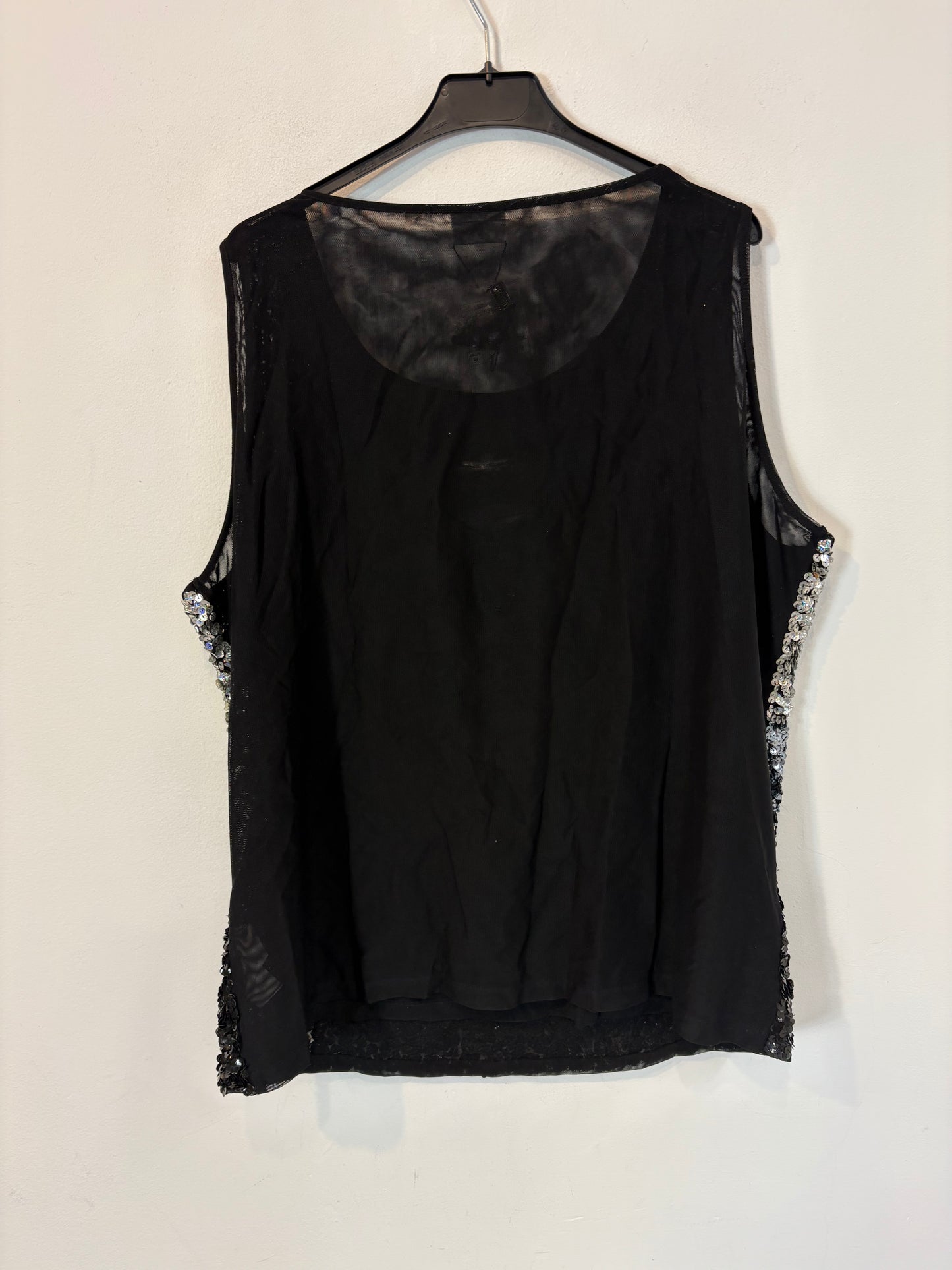 SINTESIS. Top lentejuelas plateadas