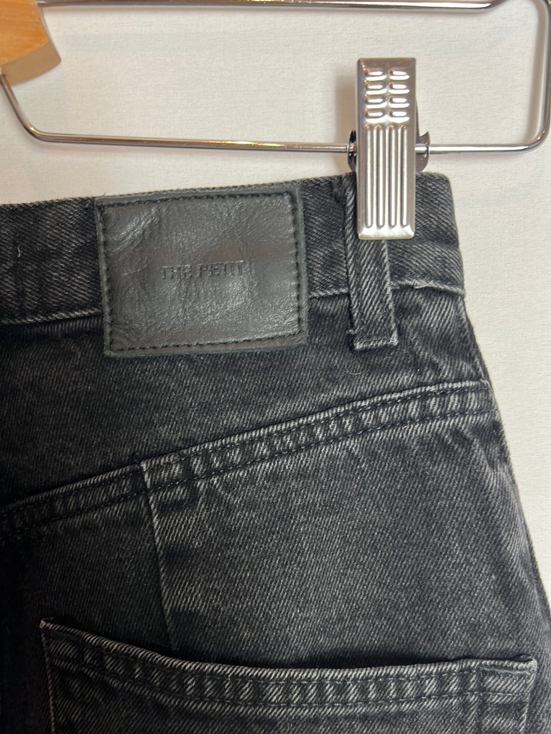 ZARA. Denim slouchy negro. T 34