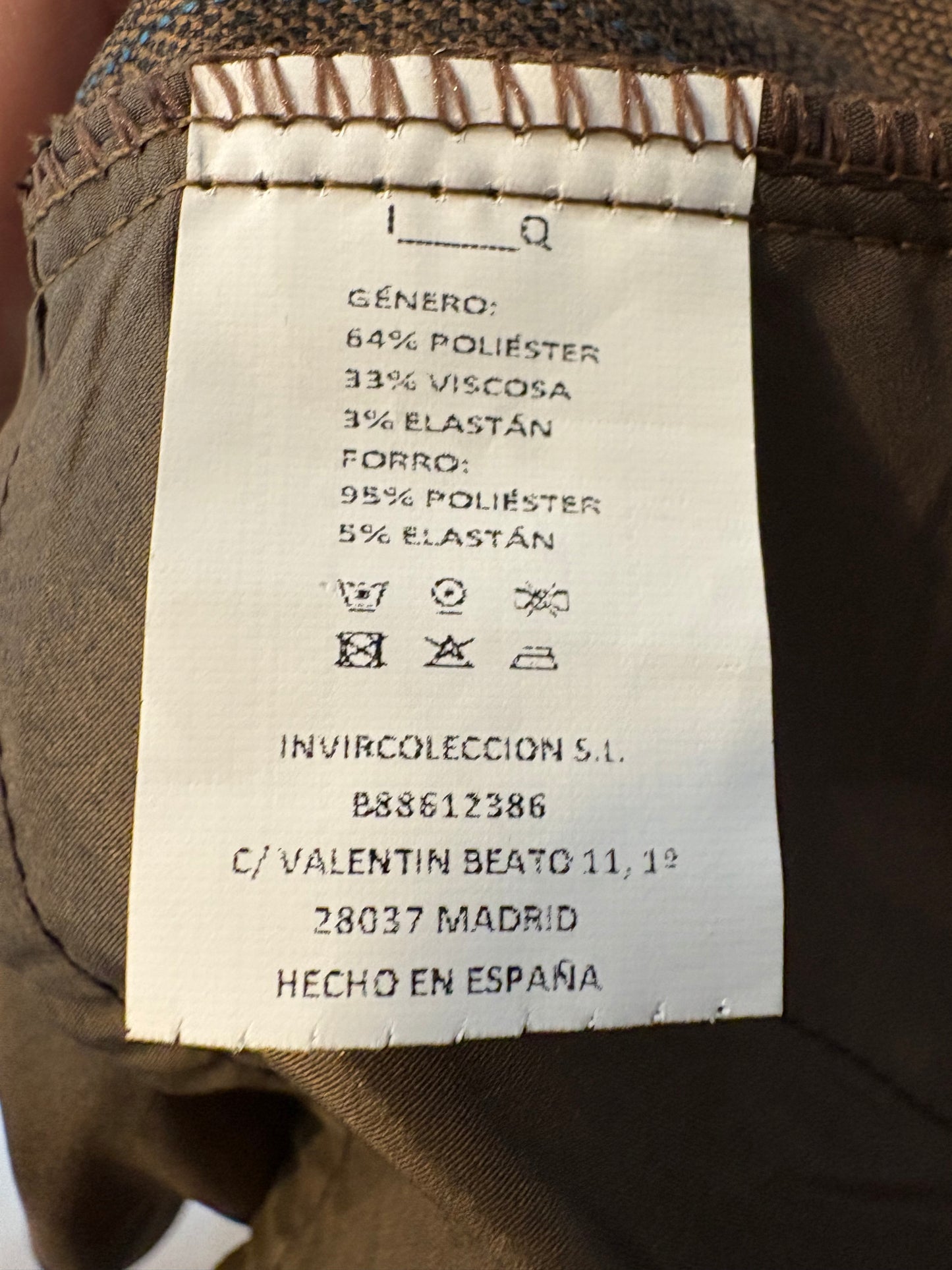 IQ COLLECTION. Mono marrón jaspeado