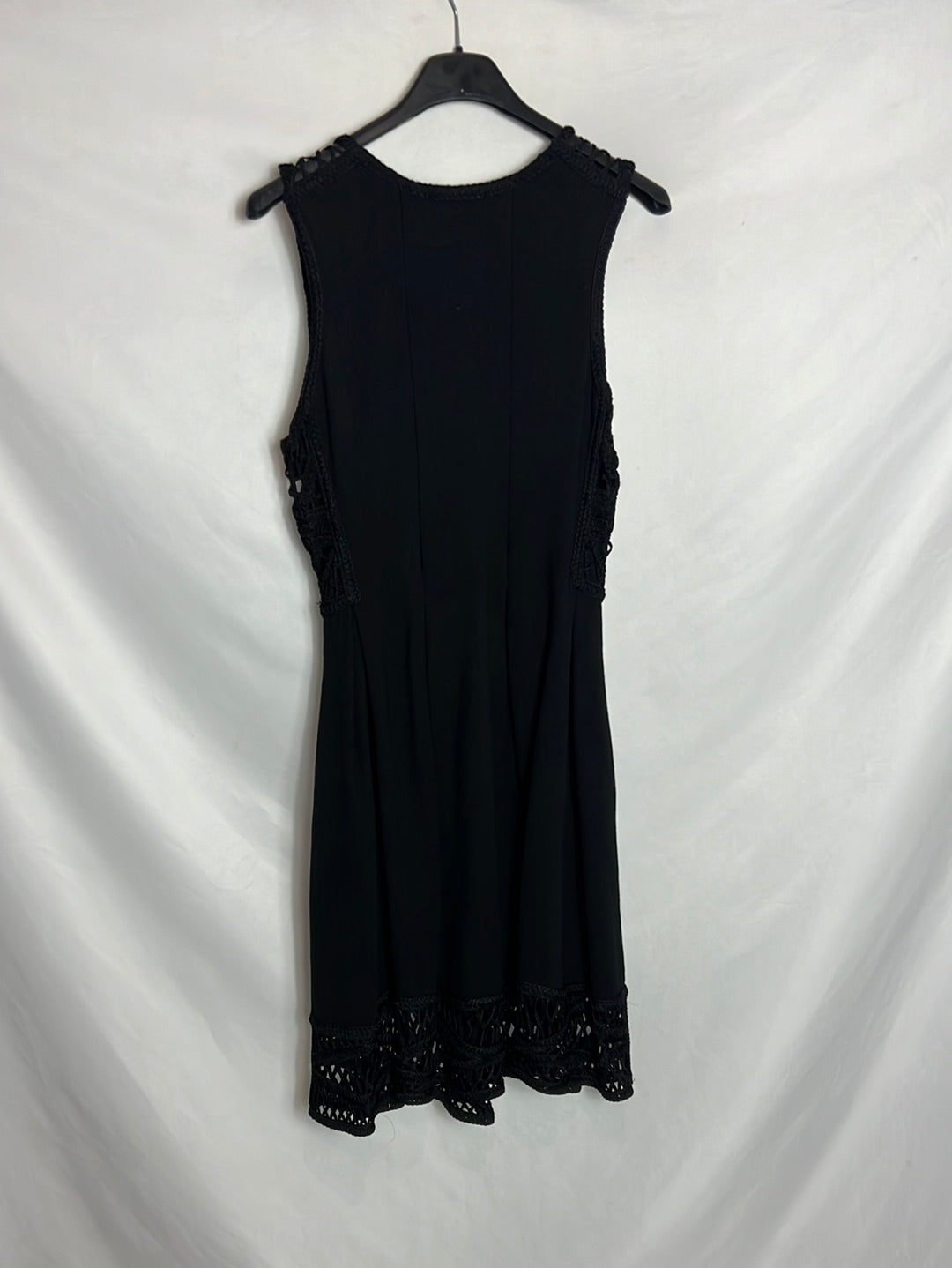 MAJE. Double-textured black dress. Size 2(M)