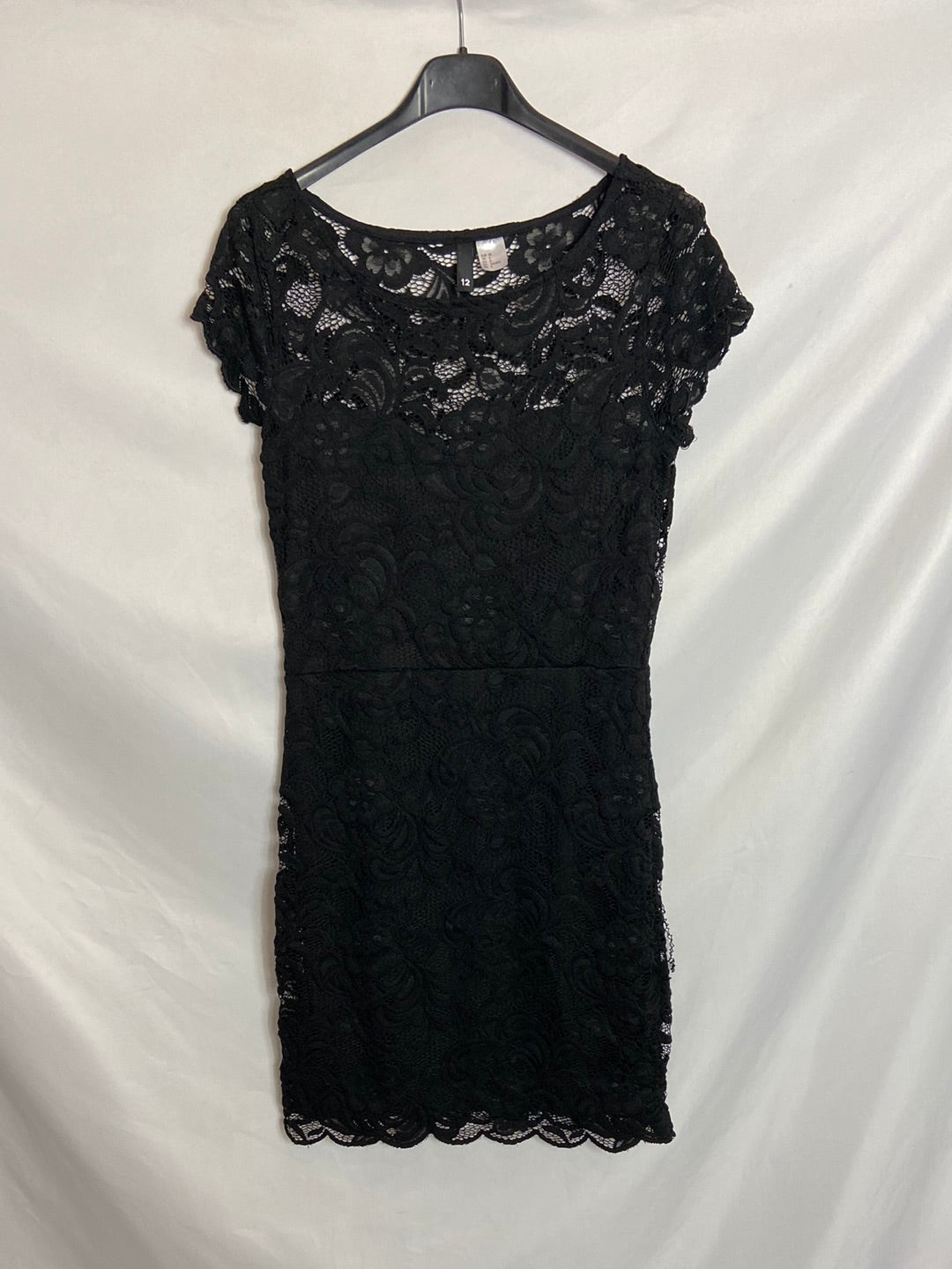 Vestido negro encaje 38 – Hibuy market