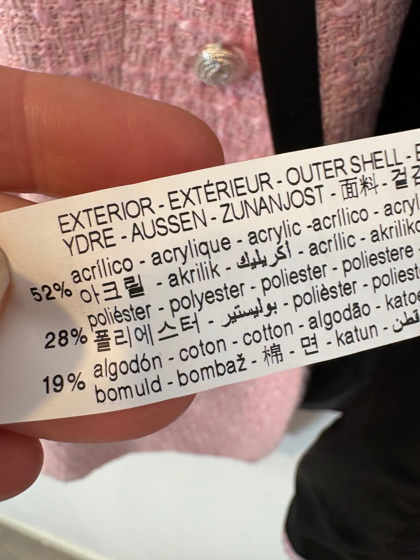 ZARA. Blazer rosa y negra tweed