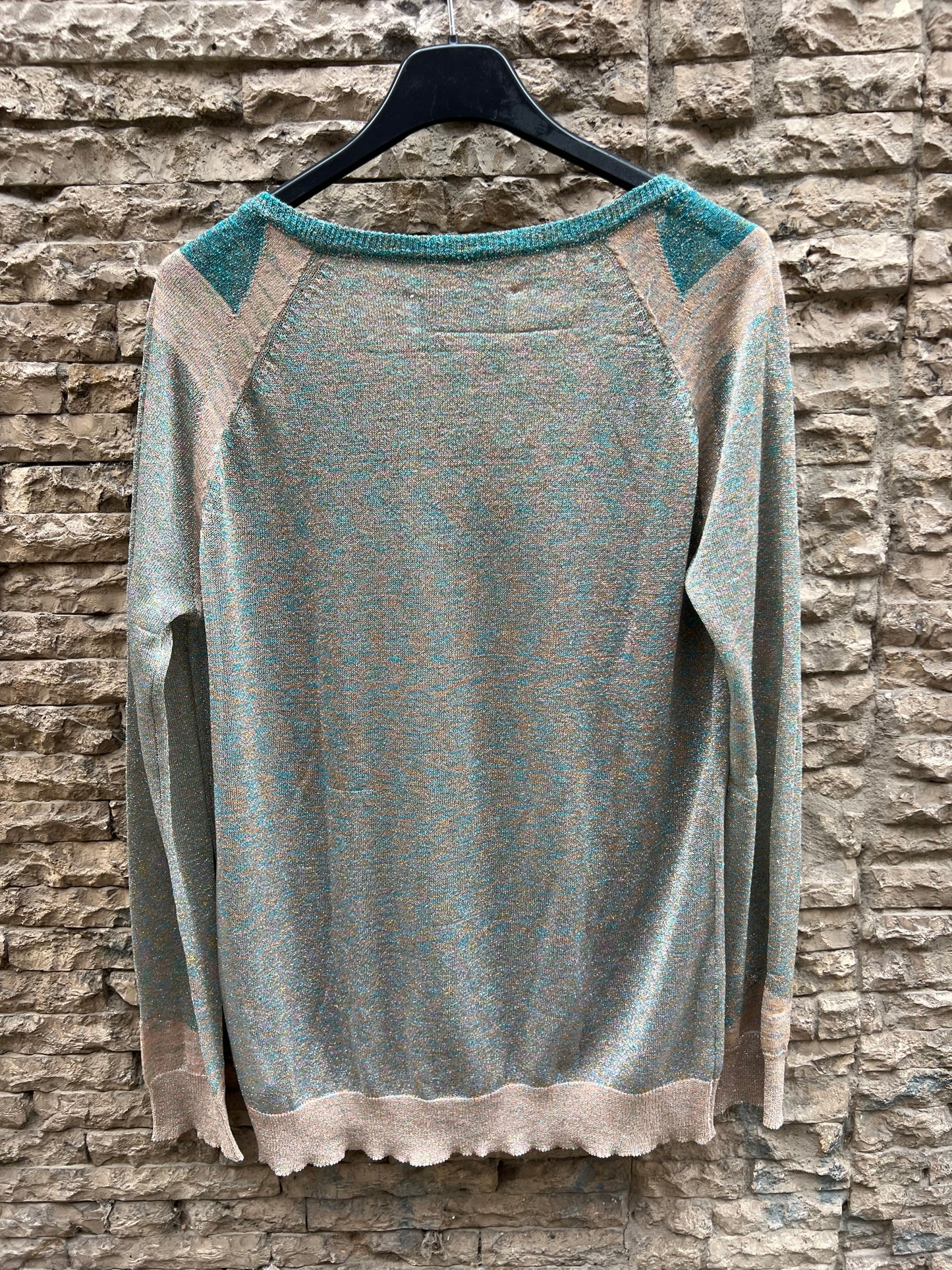 ZADIG & VOLTAIRE. Top knit in shiny colored yarns. TM