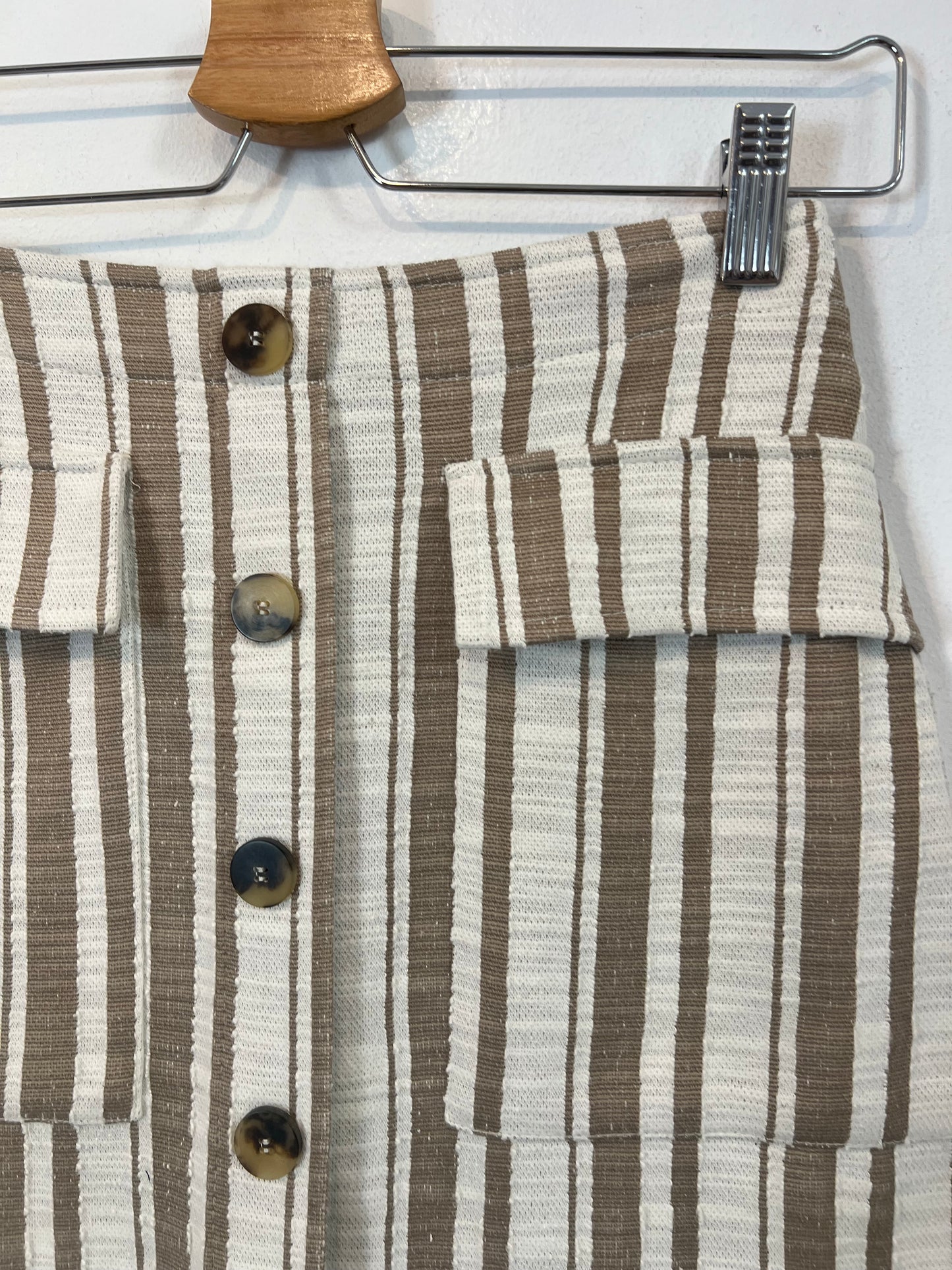 MANGO. Falda corta rayas T.xs