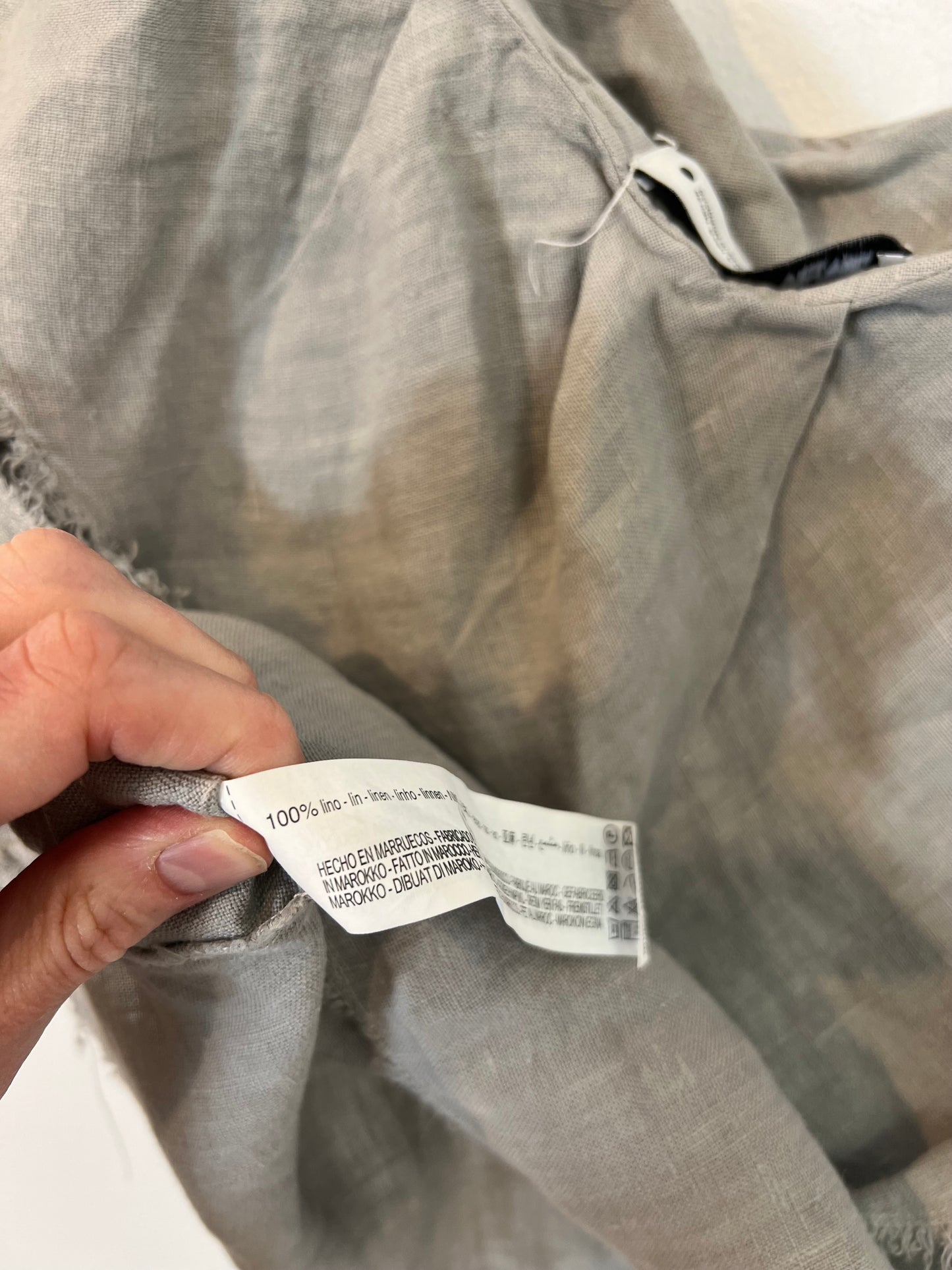 ZARA. Top gris lino asimétrico. T S