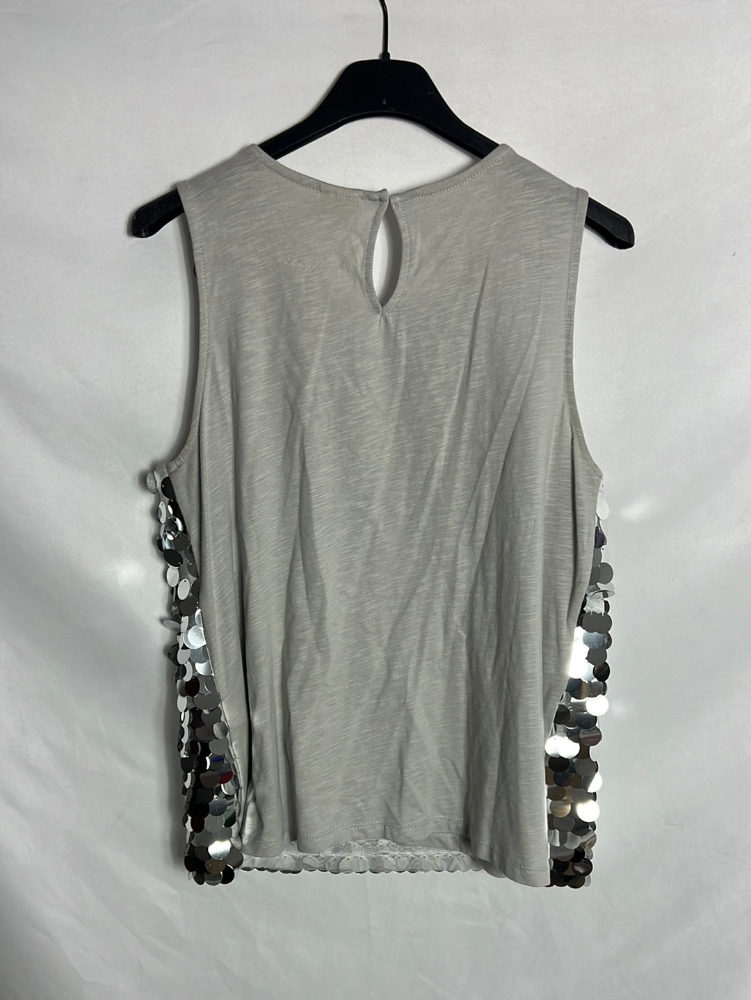 ZARA. Top gris lentejuelas plateadas. T 13-14años (xs)