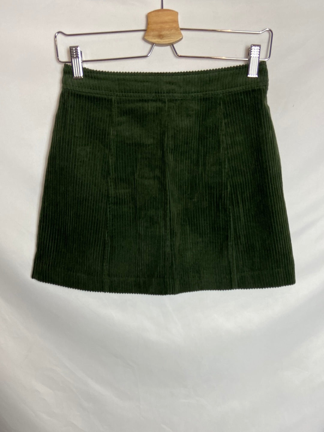 ZARA. Falda verde pana T.XS