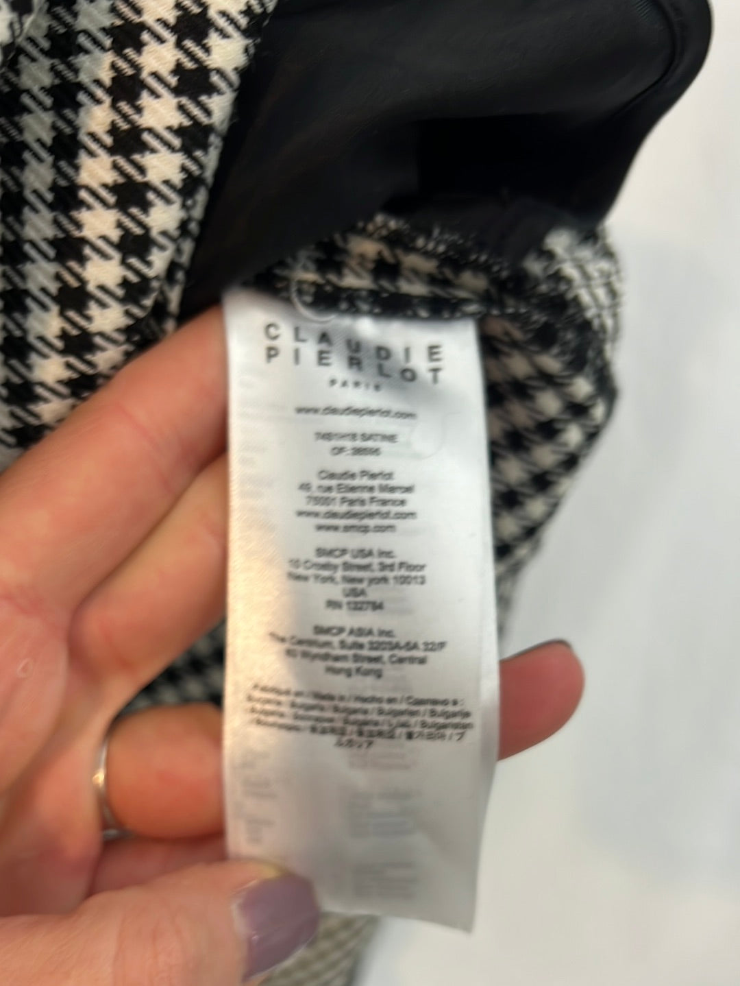 CLAUDIE PIERLOT. Falda corta pata de gallo. T 36