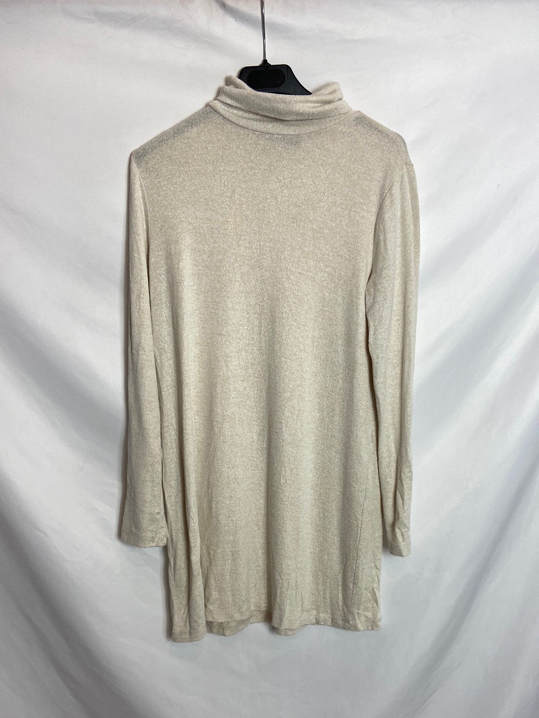 stradivarius knit dress Long knit dress with V-neckline - Women's fashion