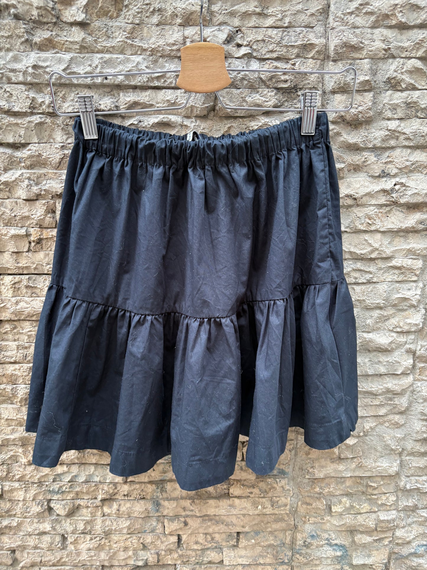 ABERCROMBIE&FITCH. Falda corta volante