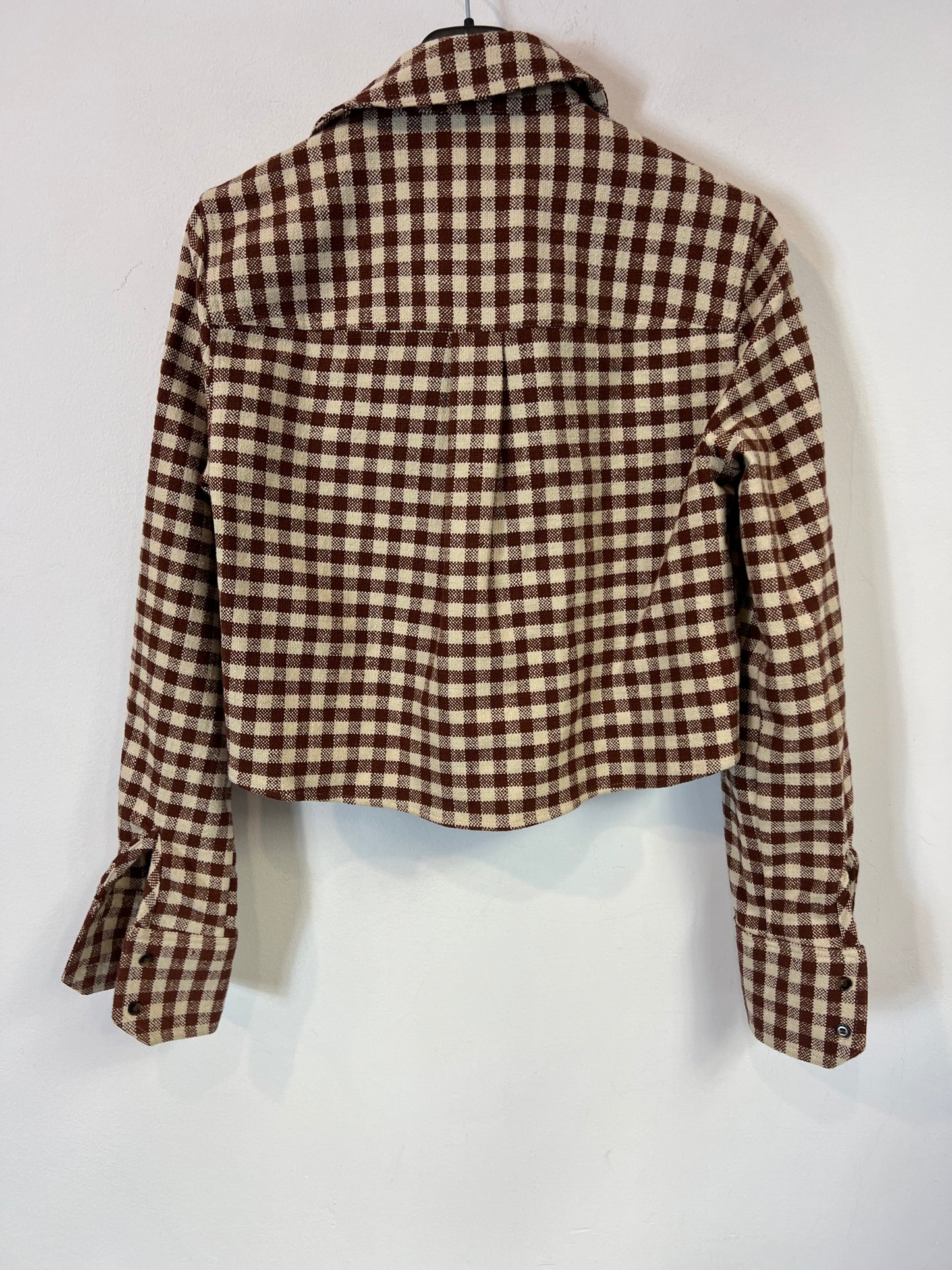 SÉZANE. Camisa textura vichy marrón. T XS