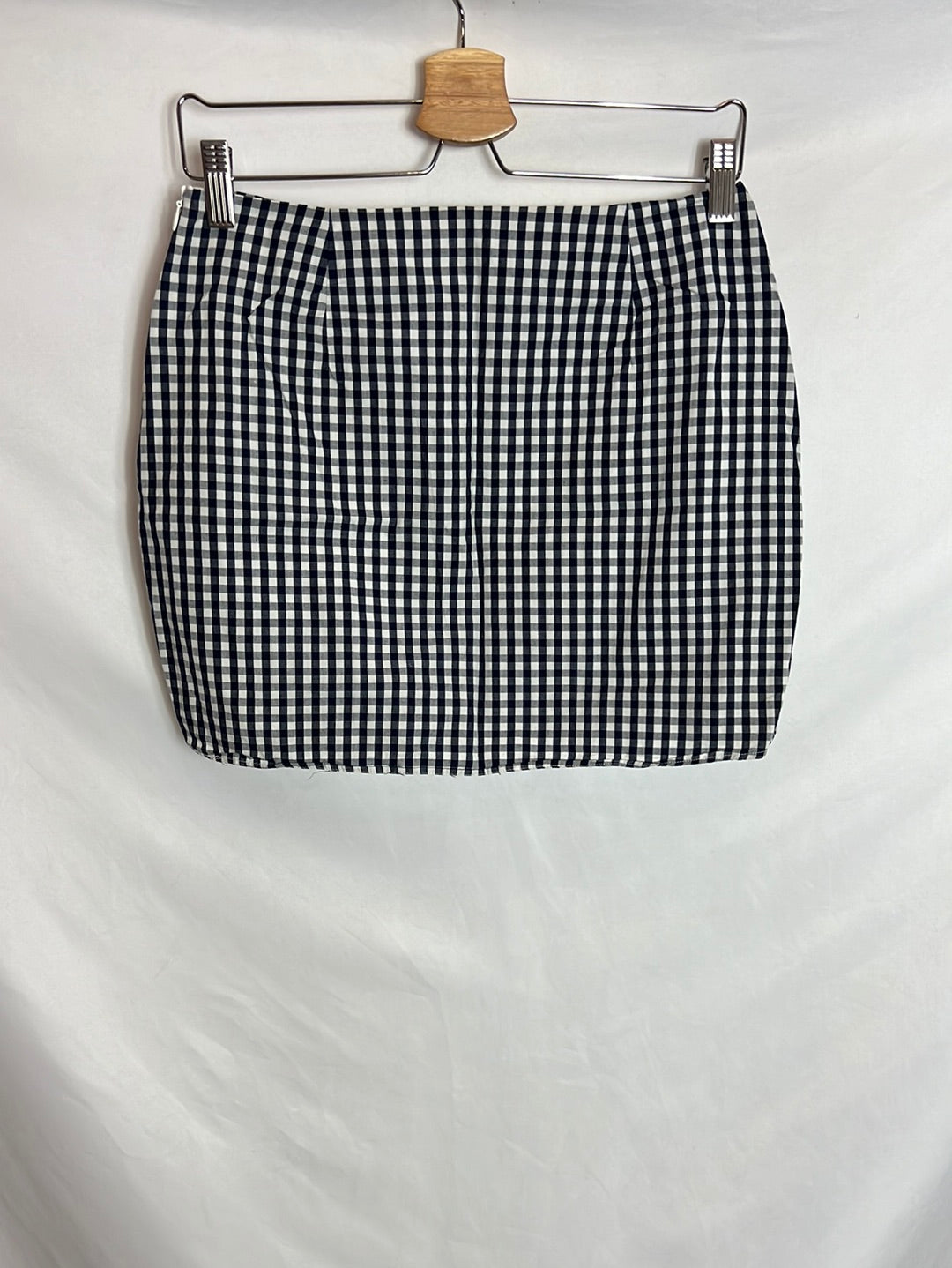 EASY WEAR. Falda corta cuadros vichy azules. T S/M