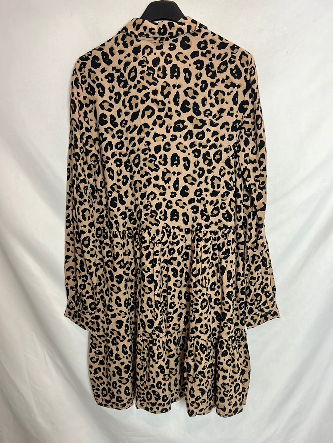 STRADIVARIUS . Vestido corto fluido animal print. T S