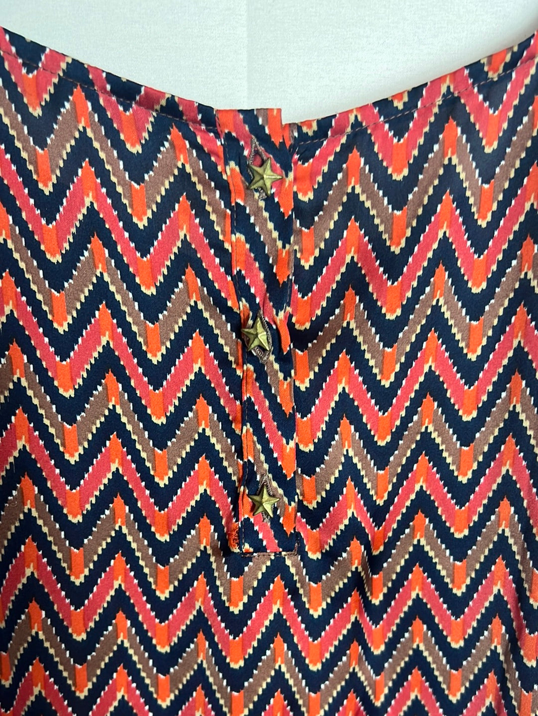 ZARA. Blusa estampada detalle hombros. TM