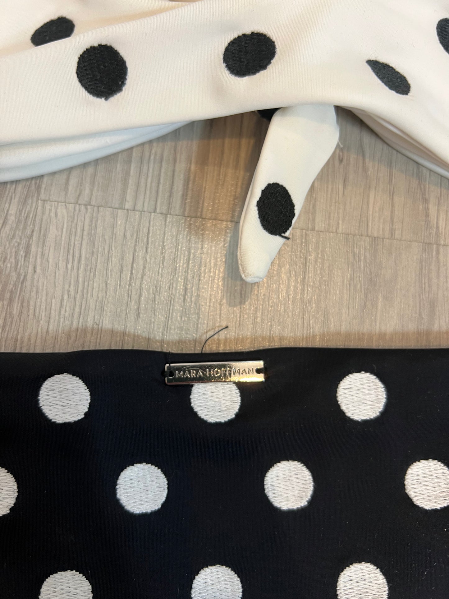 MARA HOFFMAN. Bikini lunares. Talla XS/S