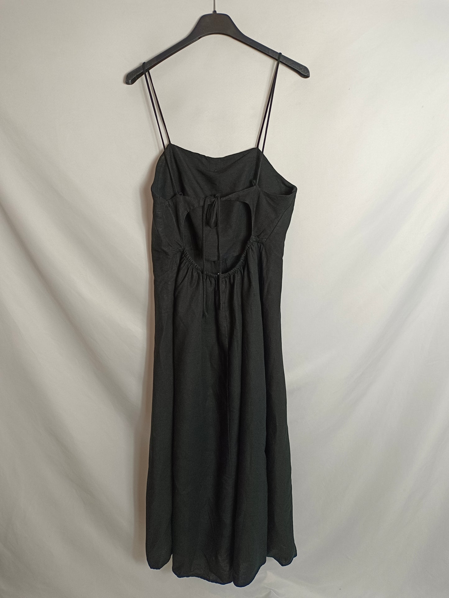 OYSHO. Vestido midi negro T.M