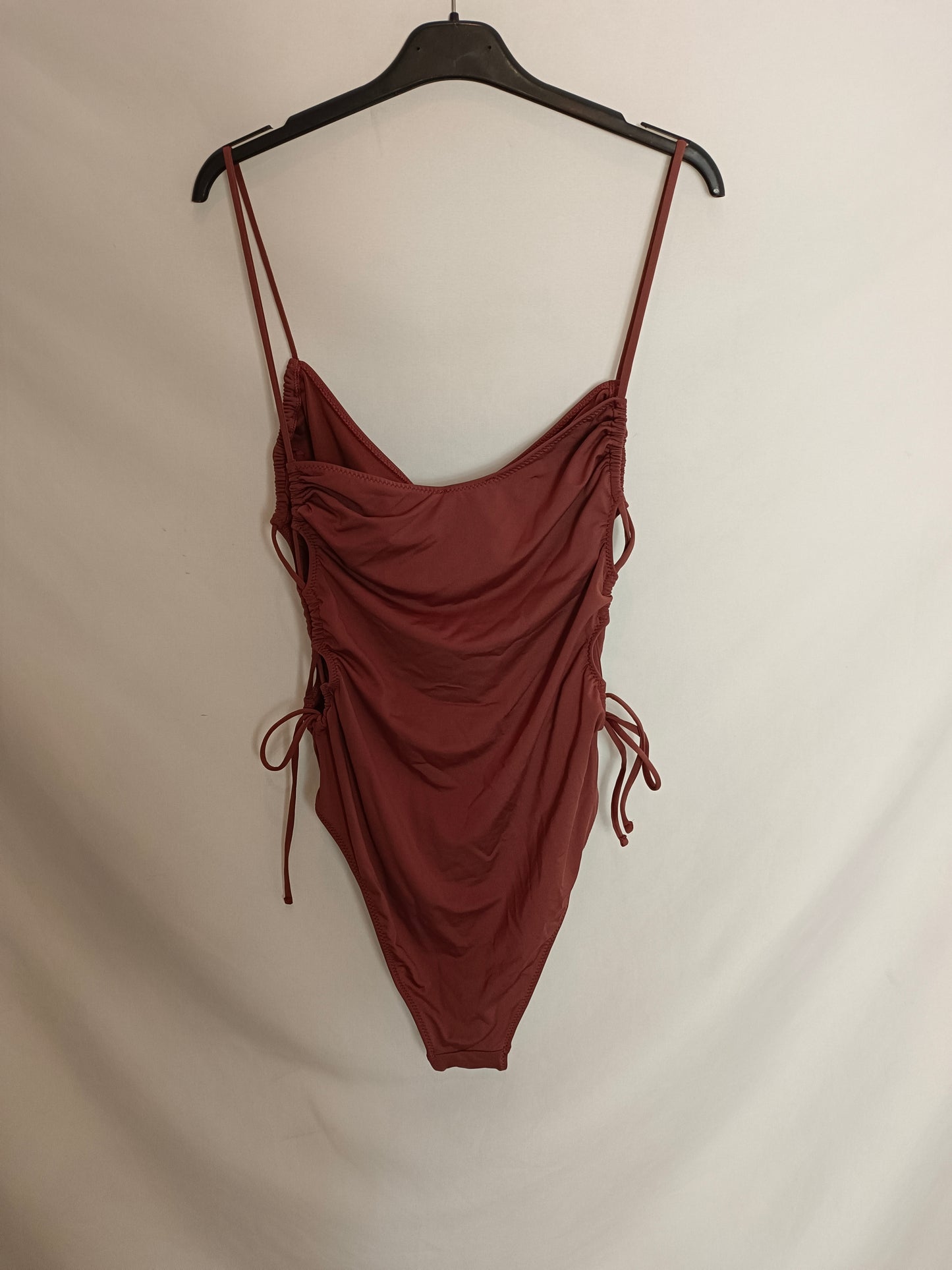 ZARA. Traje de baño marrón T.xl