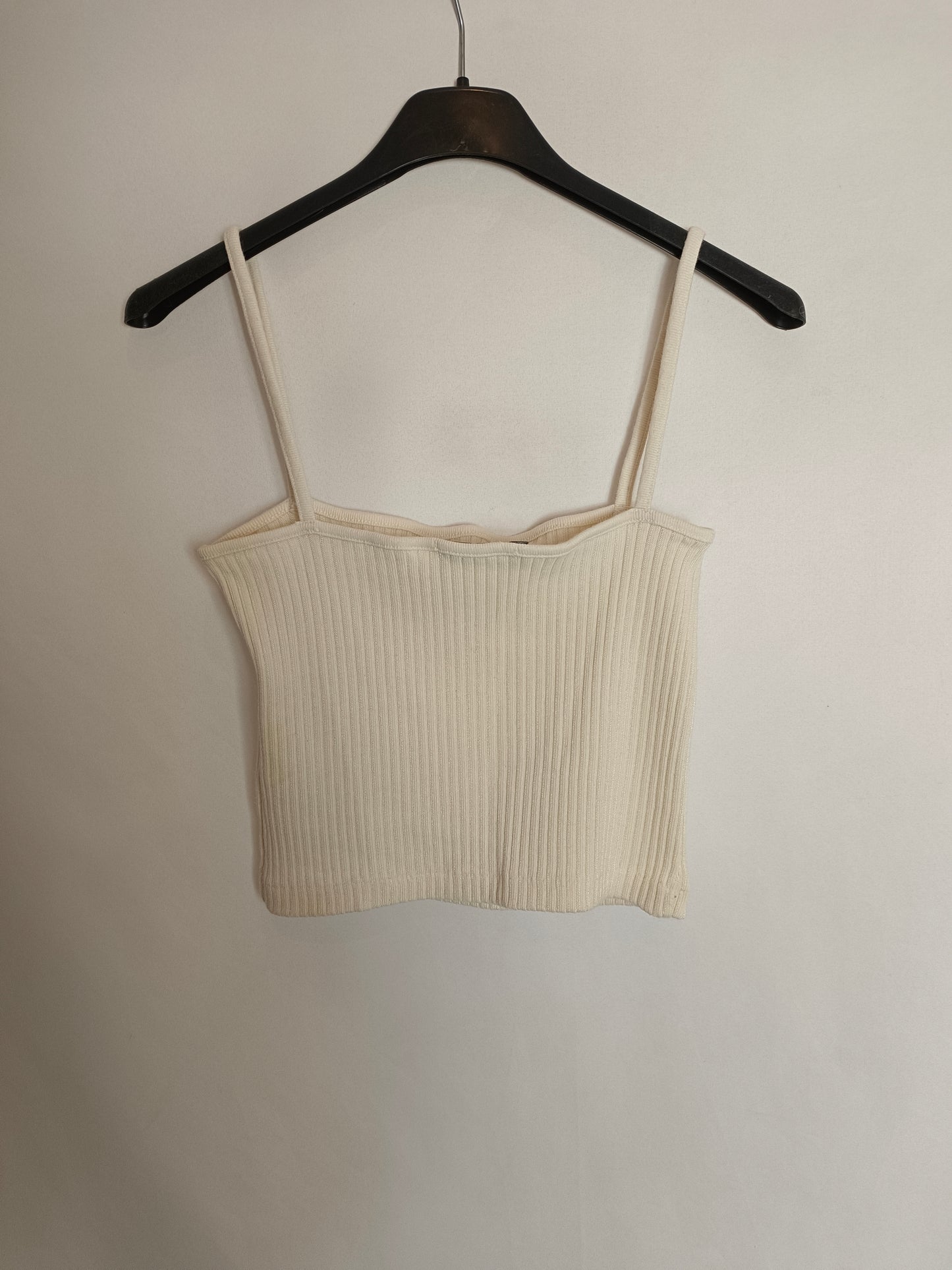 BRANDY MELVILLE. Top beige canalé T.xs