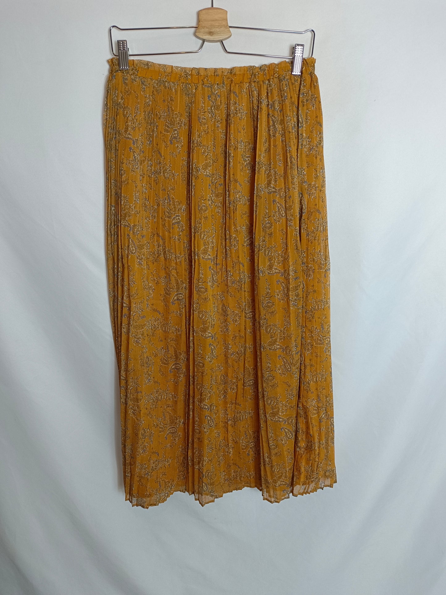 MANGO. Mustard floral skirt Tl
