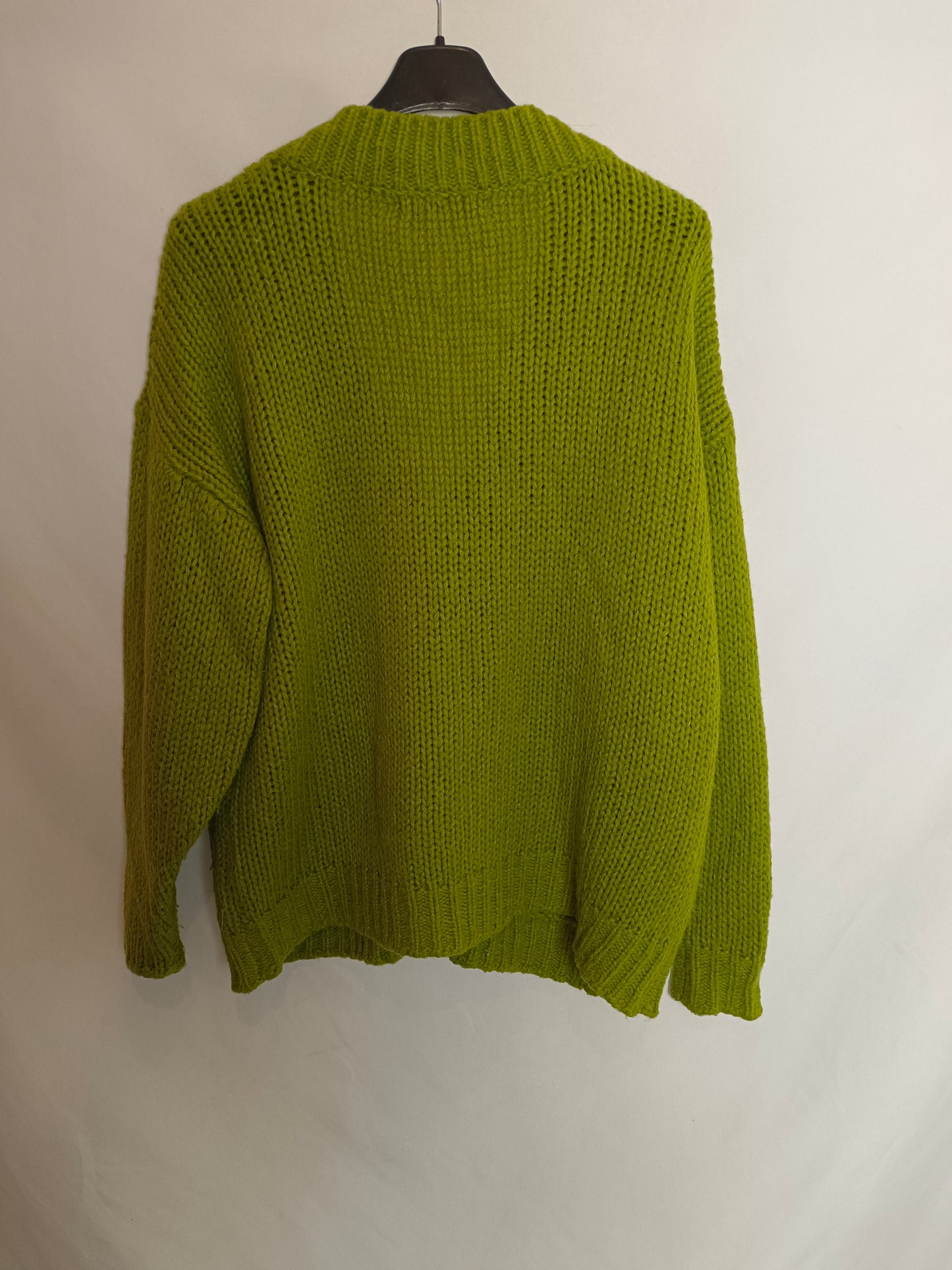 MYPEETTOES. Pistachio Green Cardigan Ts/m